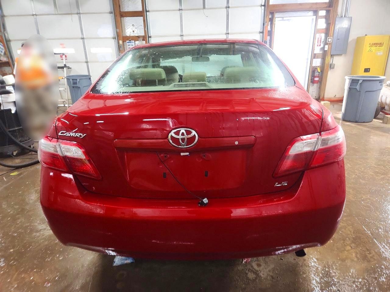 2007 Toyota Camry Le Red vin: JTNBE46K273000760