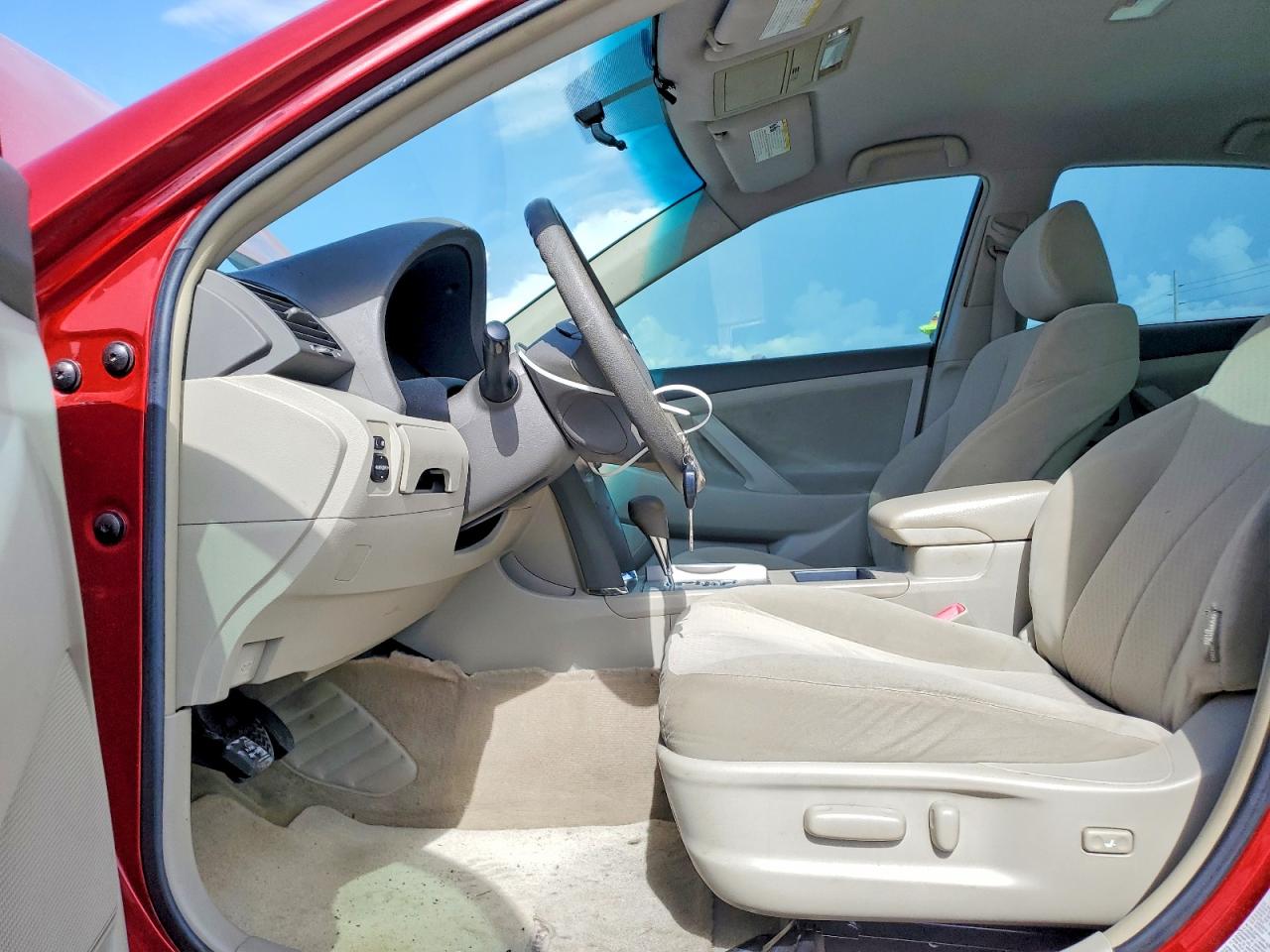 2007 Toyota Camry Le Red vin: JTNBE46K273003545