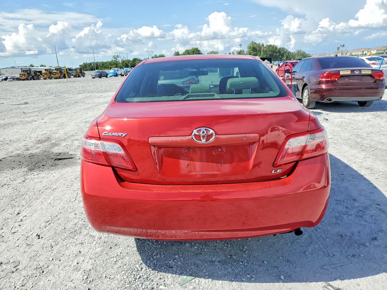 2007 Toyota Camry Le Red vin: JTNBE46K273003545