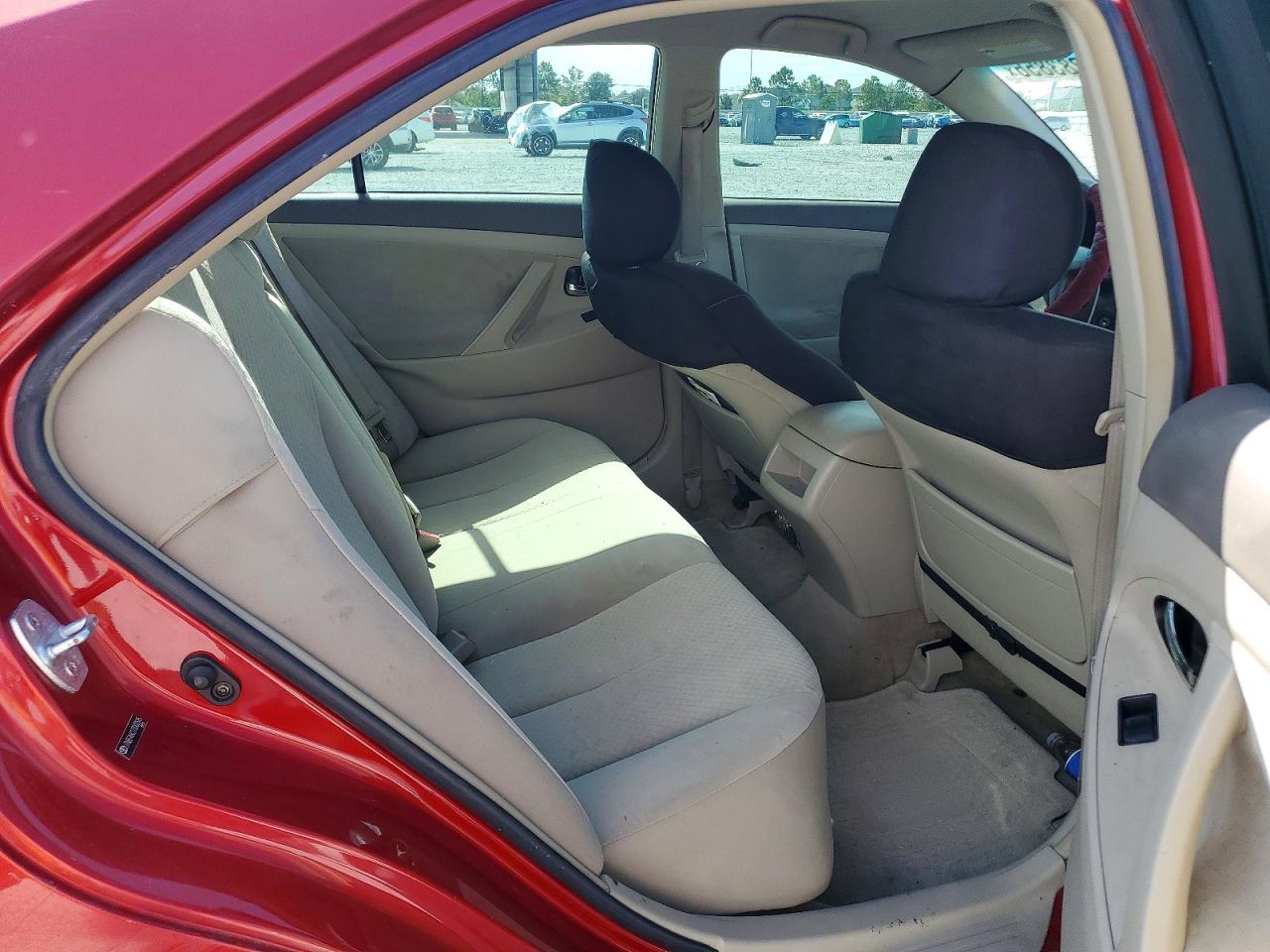 2007 Toyota Camry Le Red vin: JTNBE46K273003545