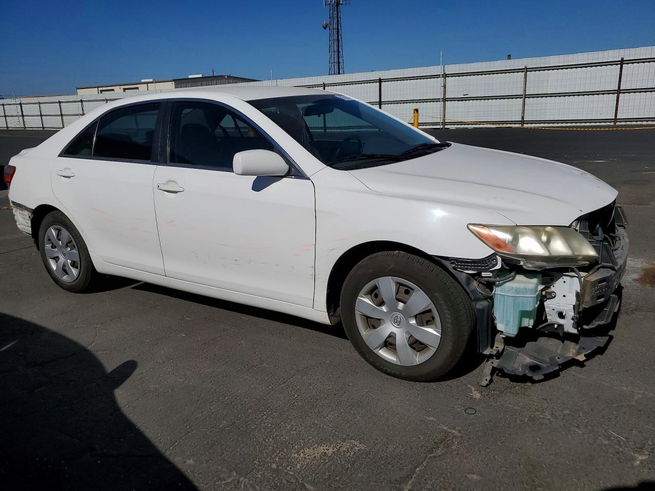 2007 Toyota Camry Ce Белый vin: JTNBE46K273015145