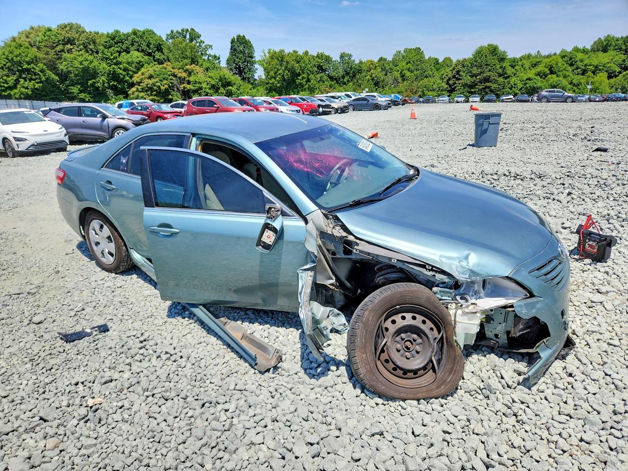 2007 Toyota Camry Le Green vin: JTNBE46K273082974