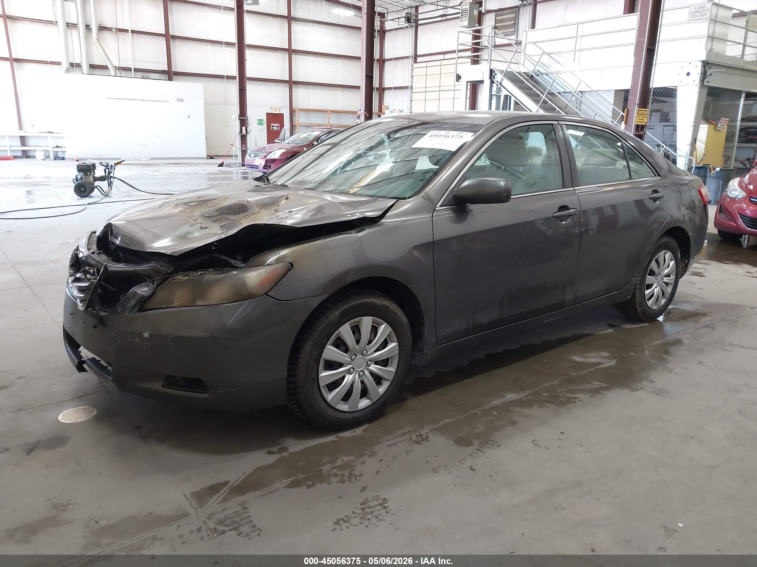 2009 Toyota Camry Xle Gray vin: JTNBE46K293189901