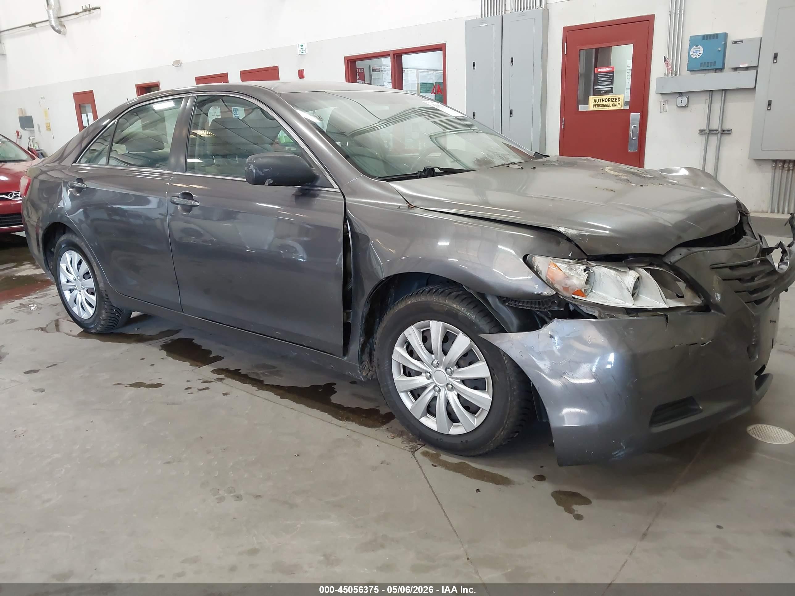 2009 Toyota Camry Xle Gray vin: JTNBE46K293189901