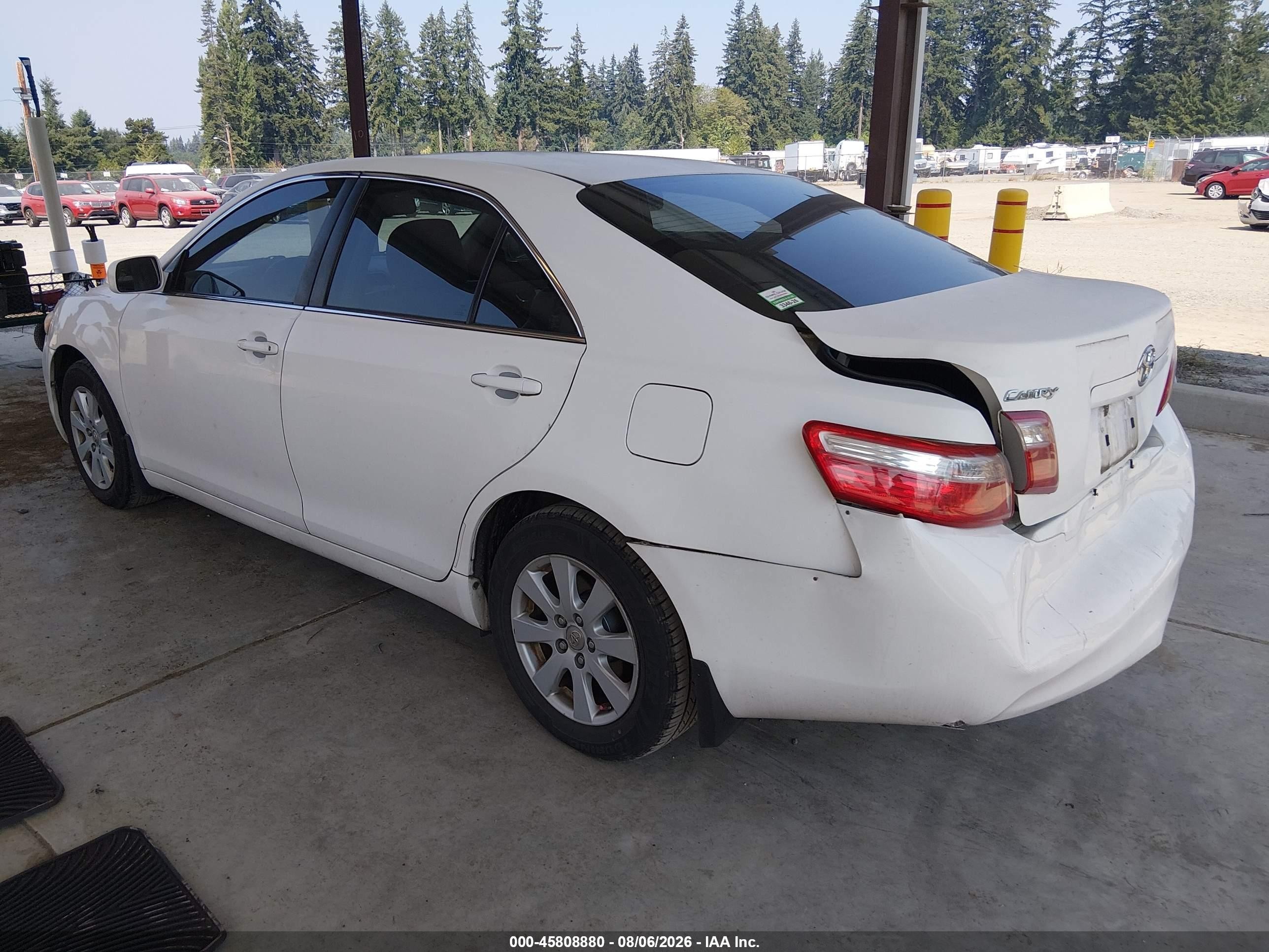 2007 Toyota Camry Xle Белый vin: JTNBE46K373017065