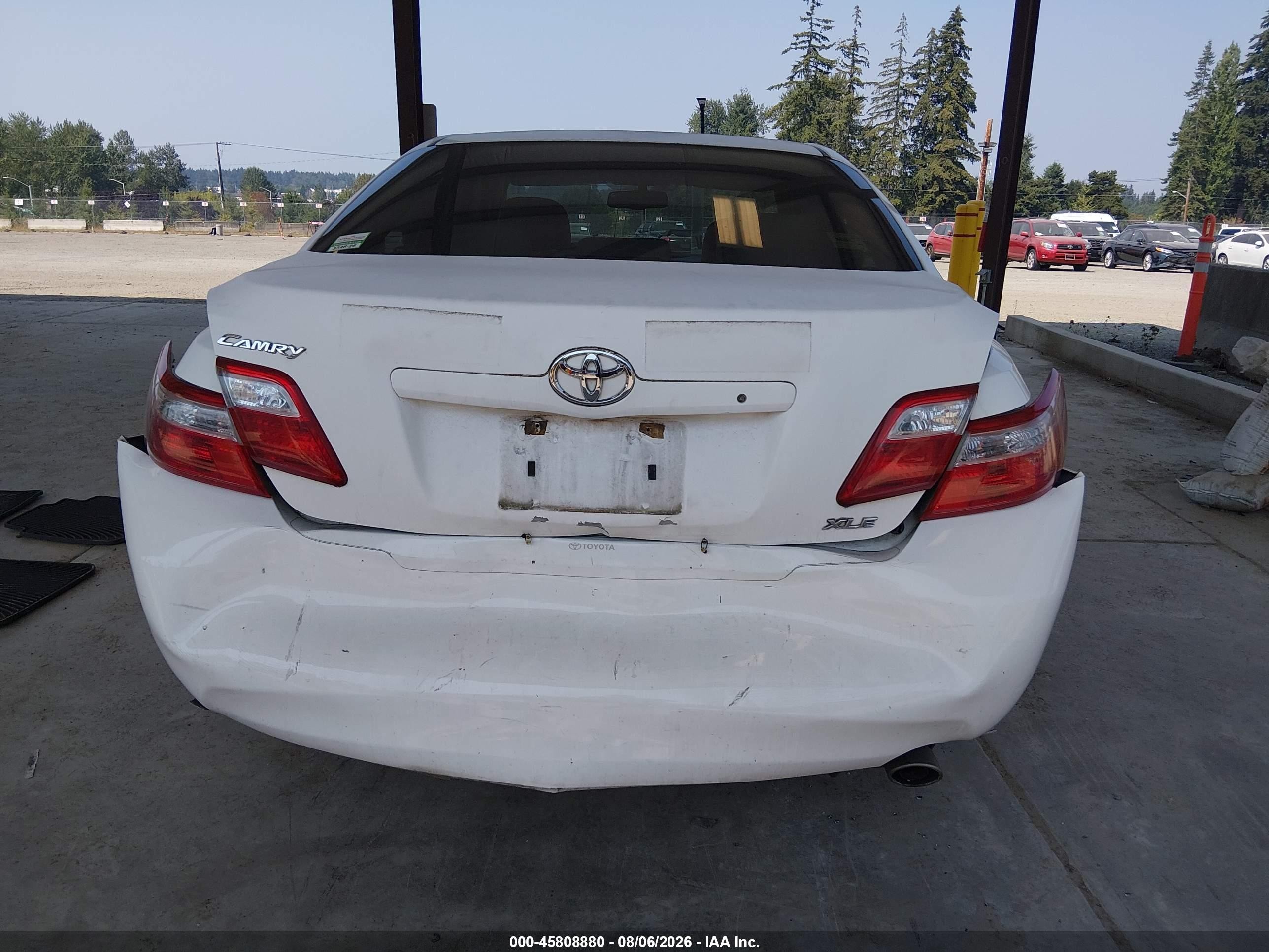 2007 Toyota Camry Xle Белый vin: JTNBE46K373017065