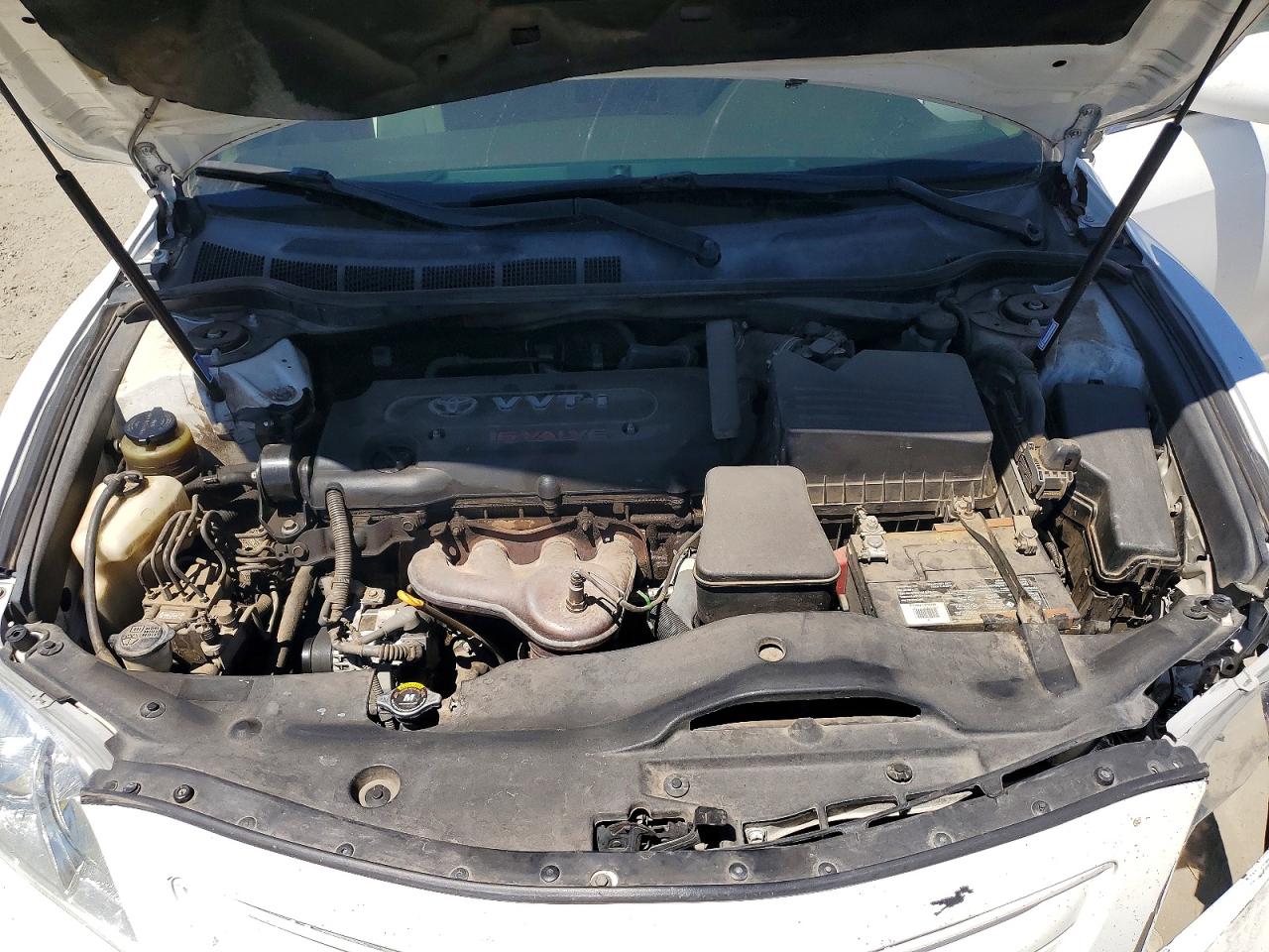 2007 Toyota Camry Le White vin: JTNBE46K373095460