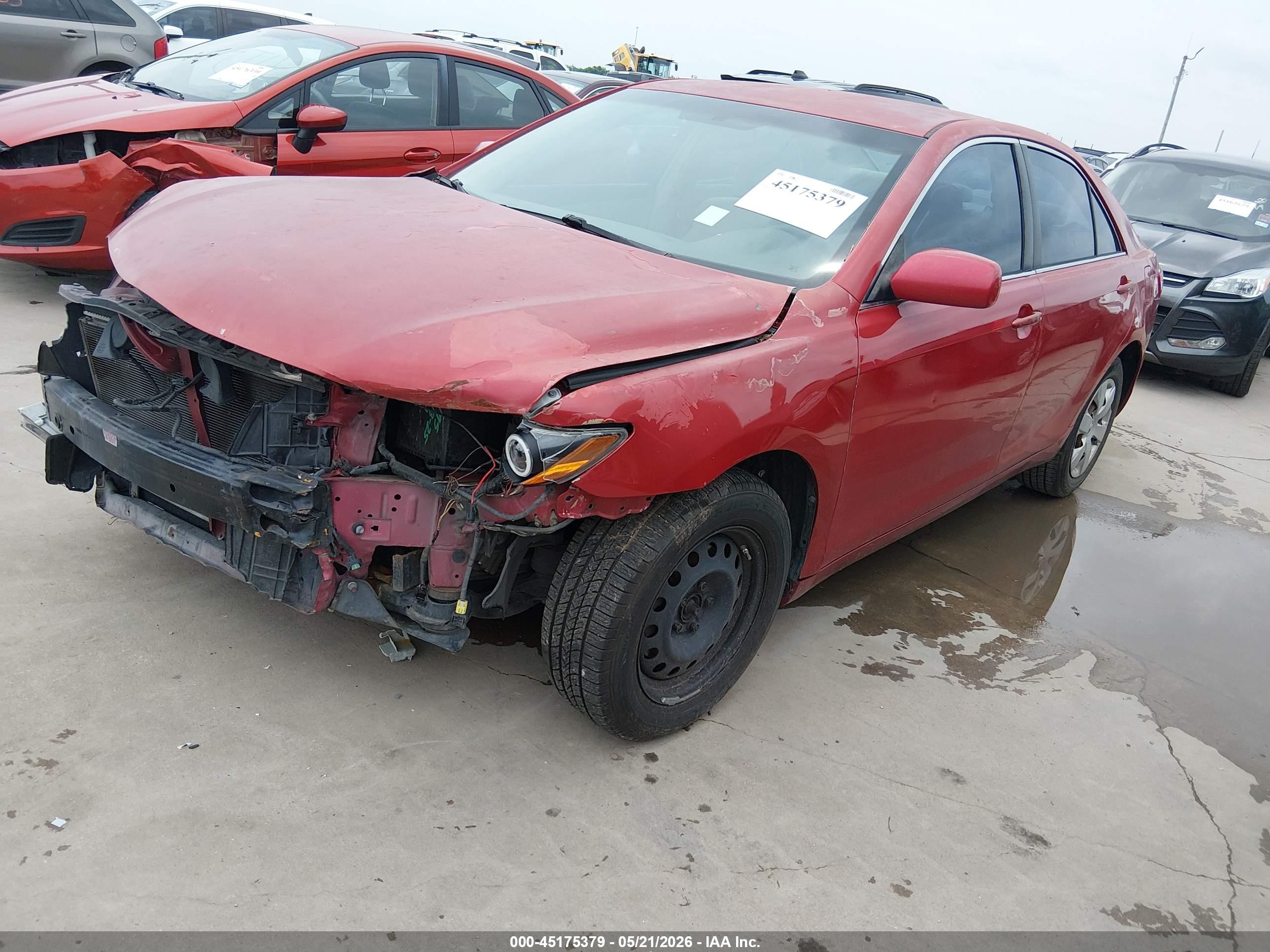 2007 Toyota Camry Le Red vin: JTNBE46K373103797