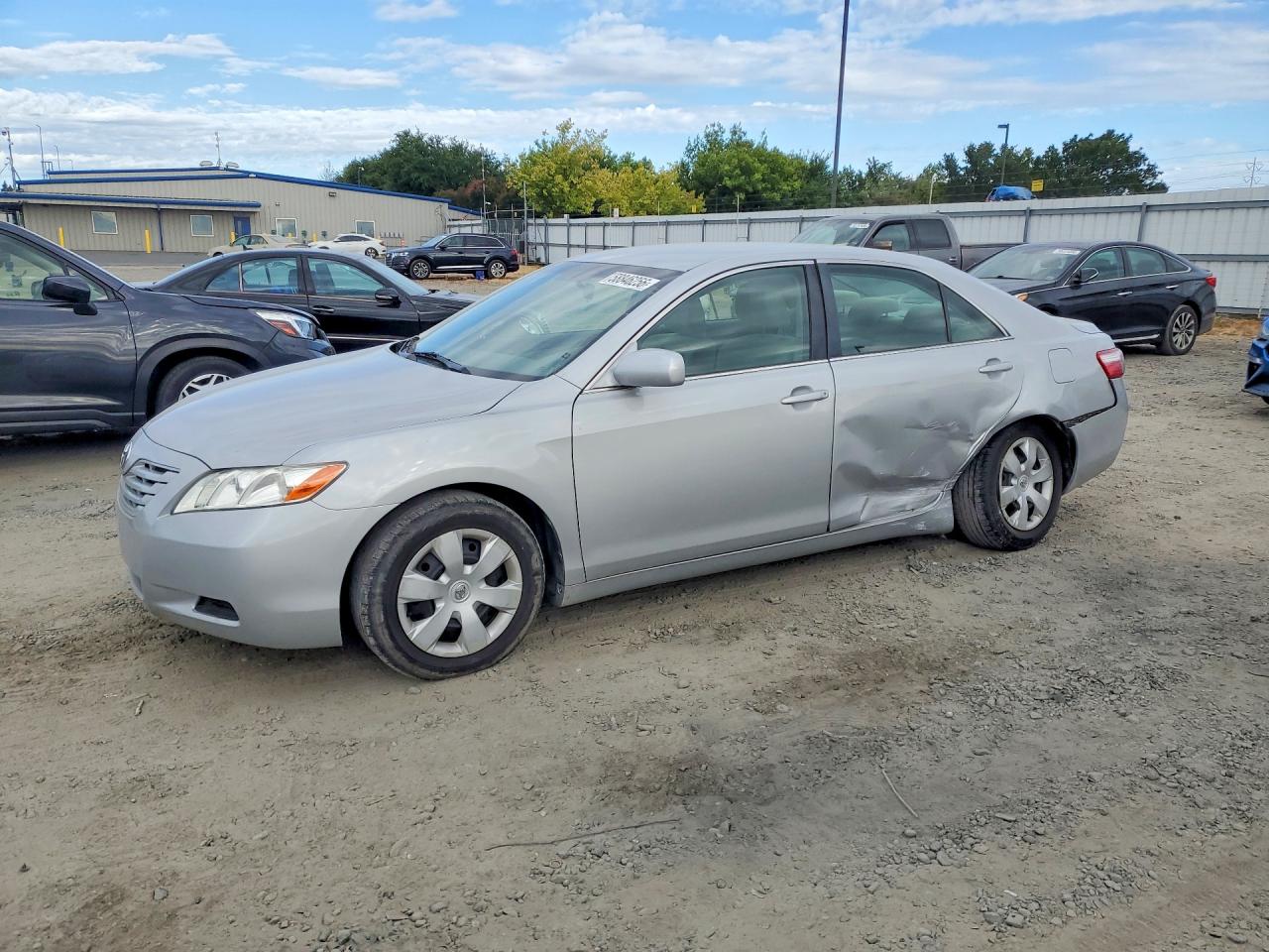 2009 Toyota Camry Le Silver vin: JTNBE46K393189230
