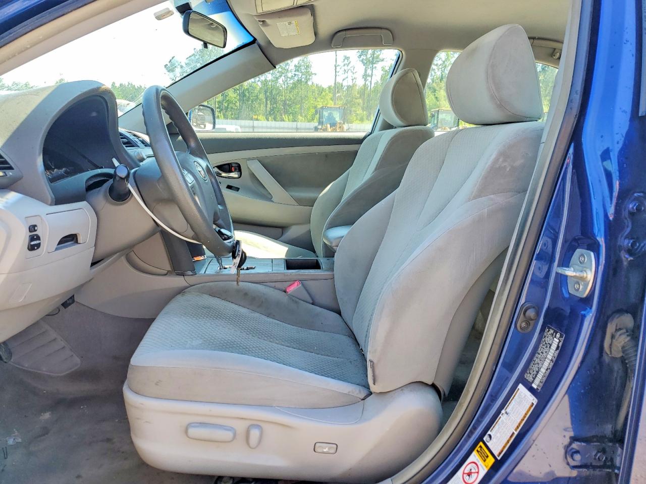2007 Toyota Camry Le Blue vin: JTNBE46K473008360