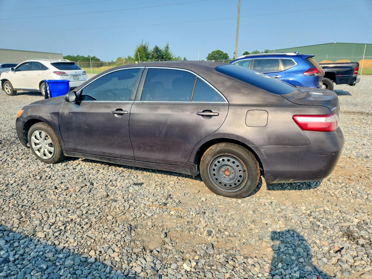 2007 Toyota Camry Le Gray vin: JTNBE46K473027930