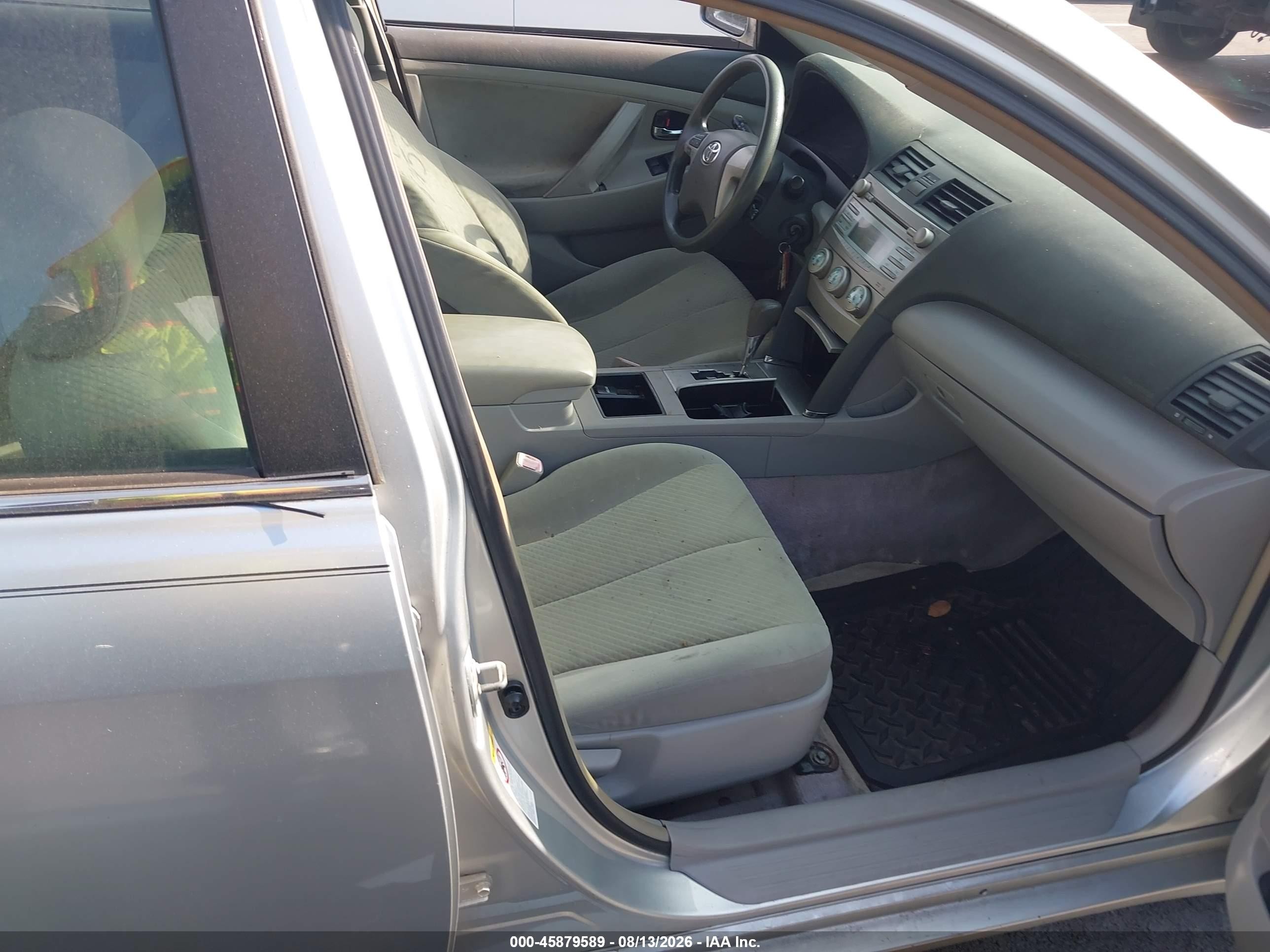 2007 Toyota Camry Le Silver vin: JTNBE46K473033856