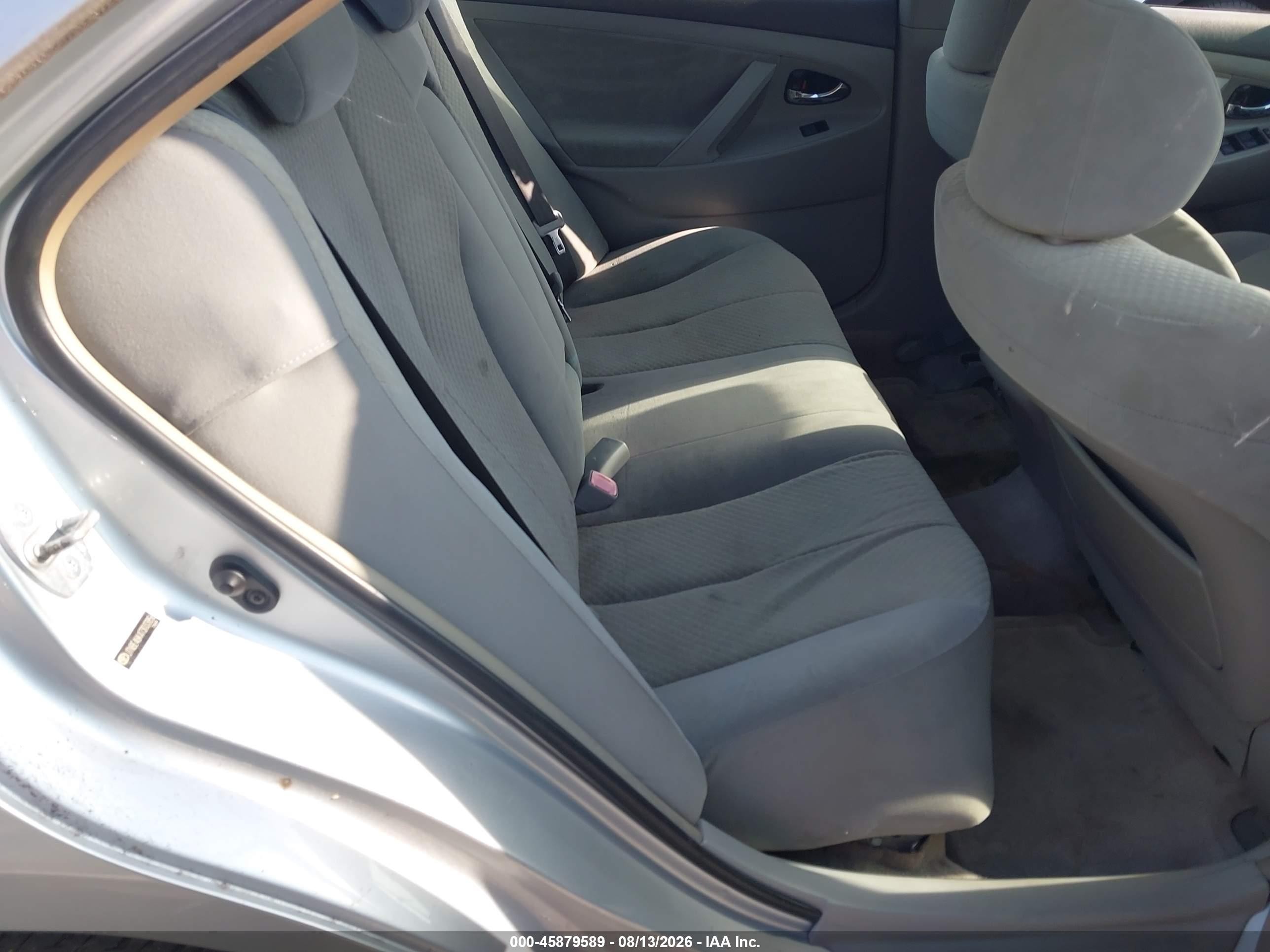 2007 Toyota Camry Le Silver vin: JTNBE46K473033856