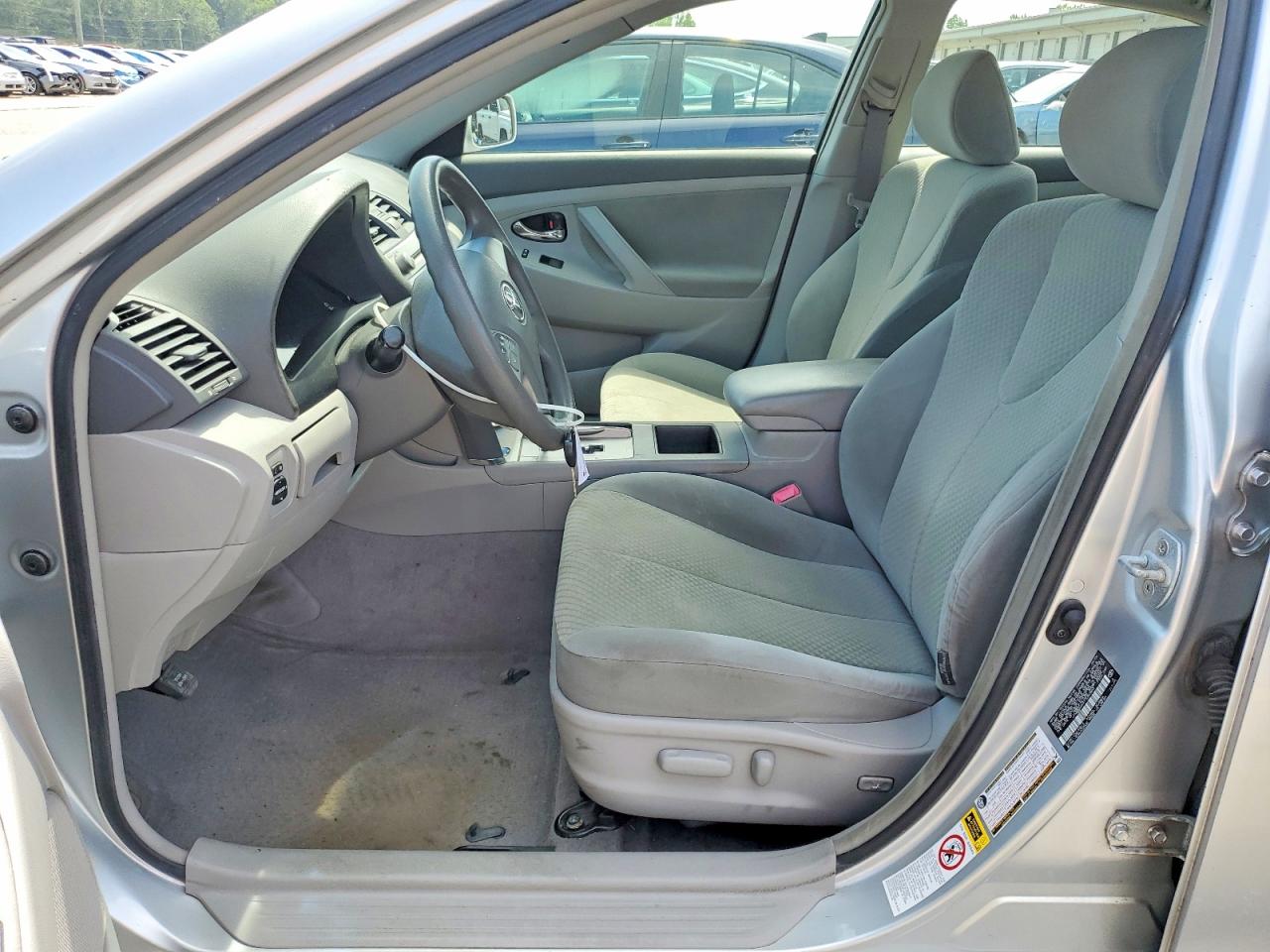 2007 Toyota Camry Le Silver vin: JTNBE46K473050883