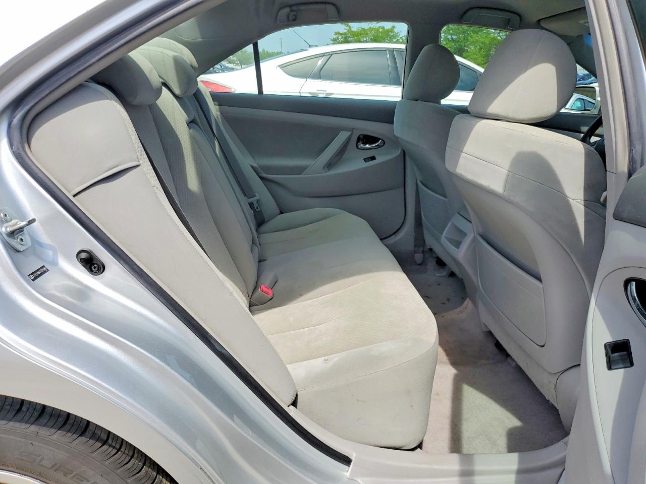 2007 Toyota Camry Le Silver vin: JTNBE46K473050883