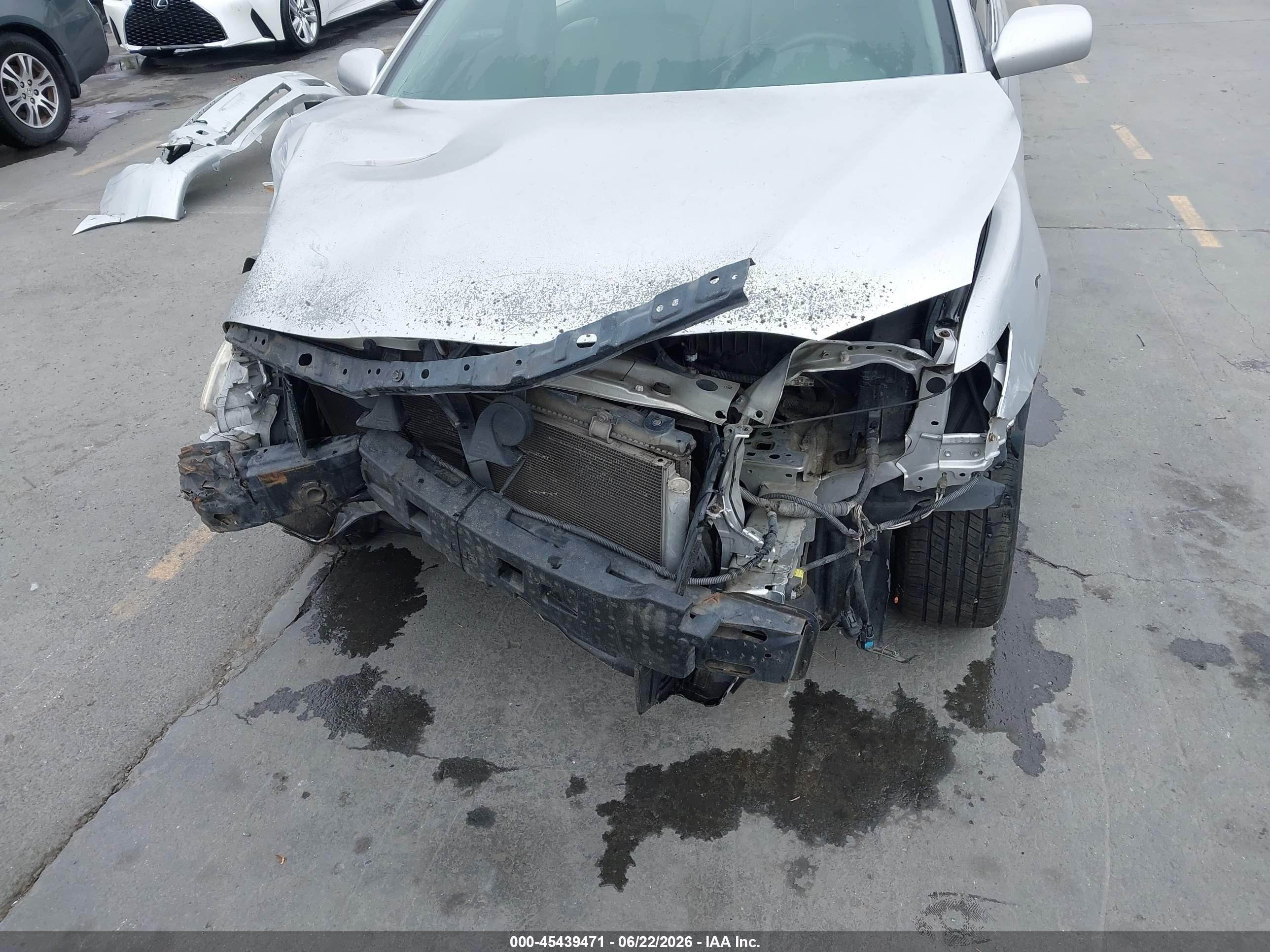 2007 Toyota Camry Le Silver vin: JTNBE46K473054271