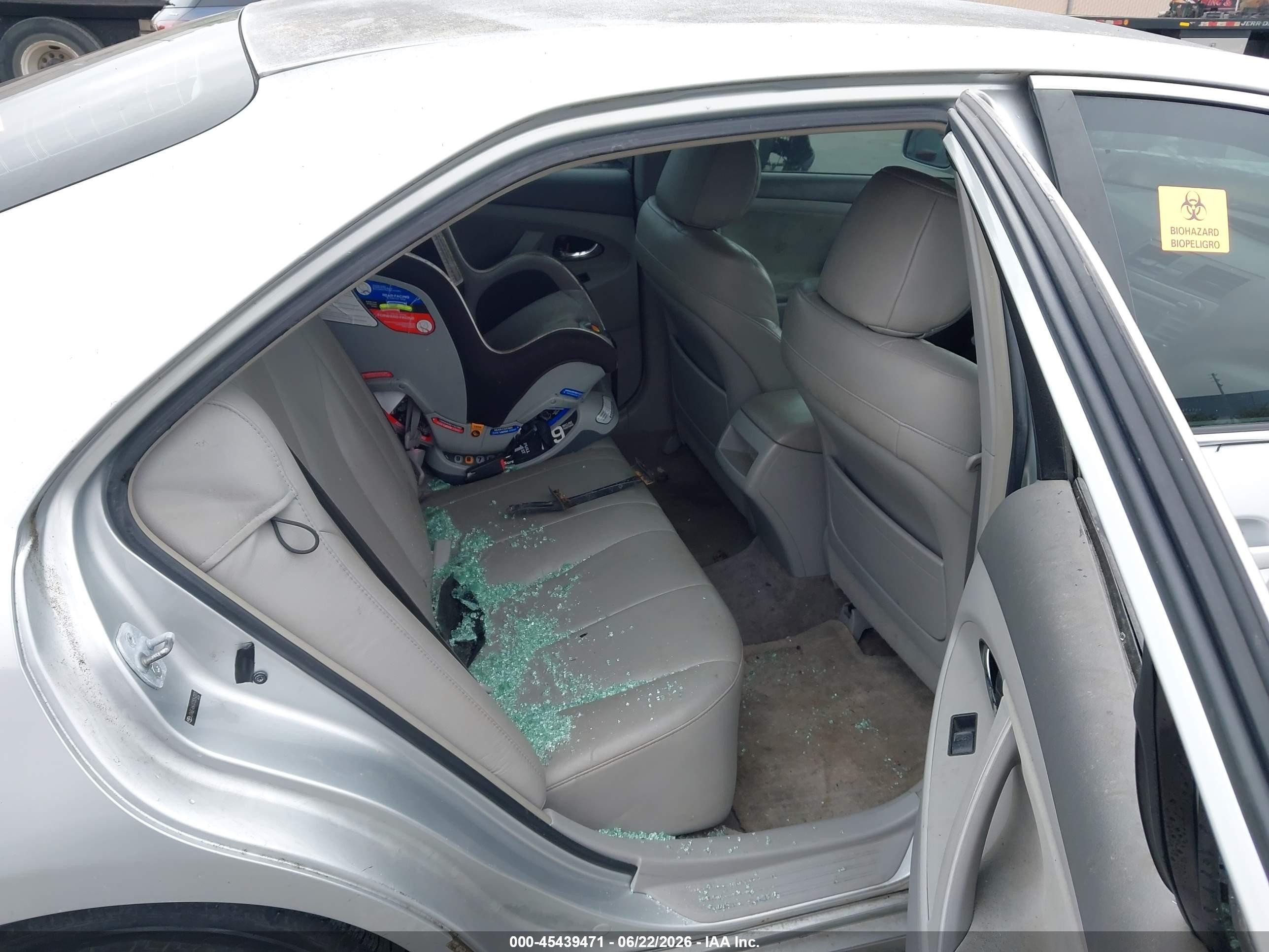 2007 Toyota Camry Le Silver vin: JTNBE46K473054271