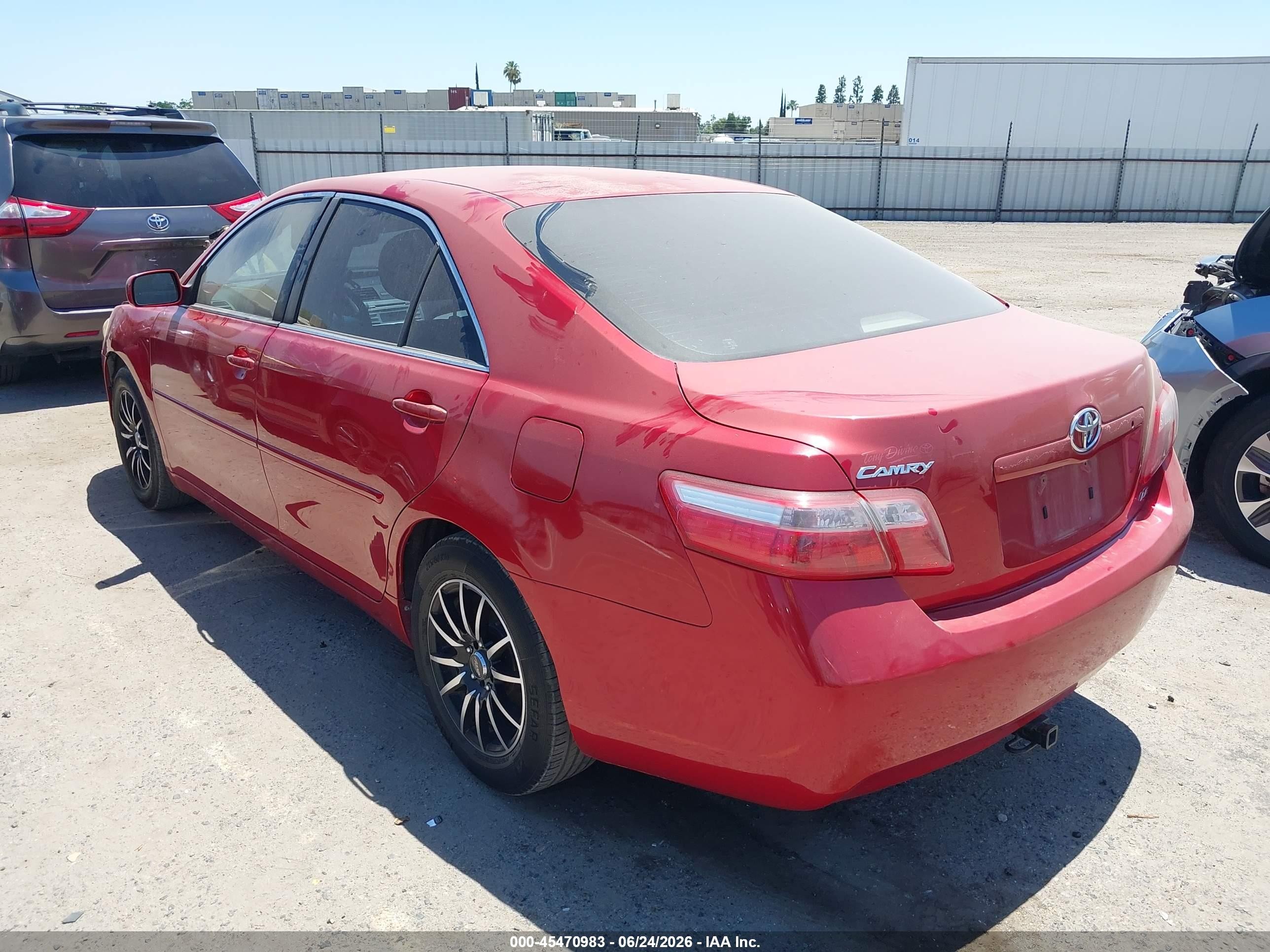 2007 Toyota Camry Le Red vin: JTNBE46K473075993