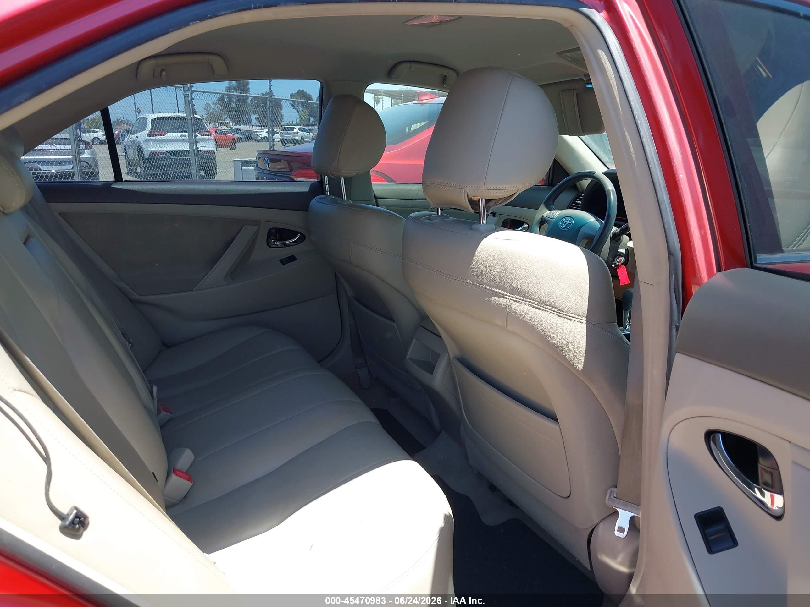 2007 Toyota Camry Le Red vin: JTNBE46K473075993