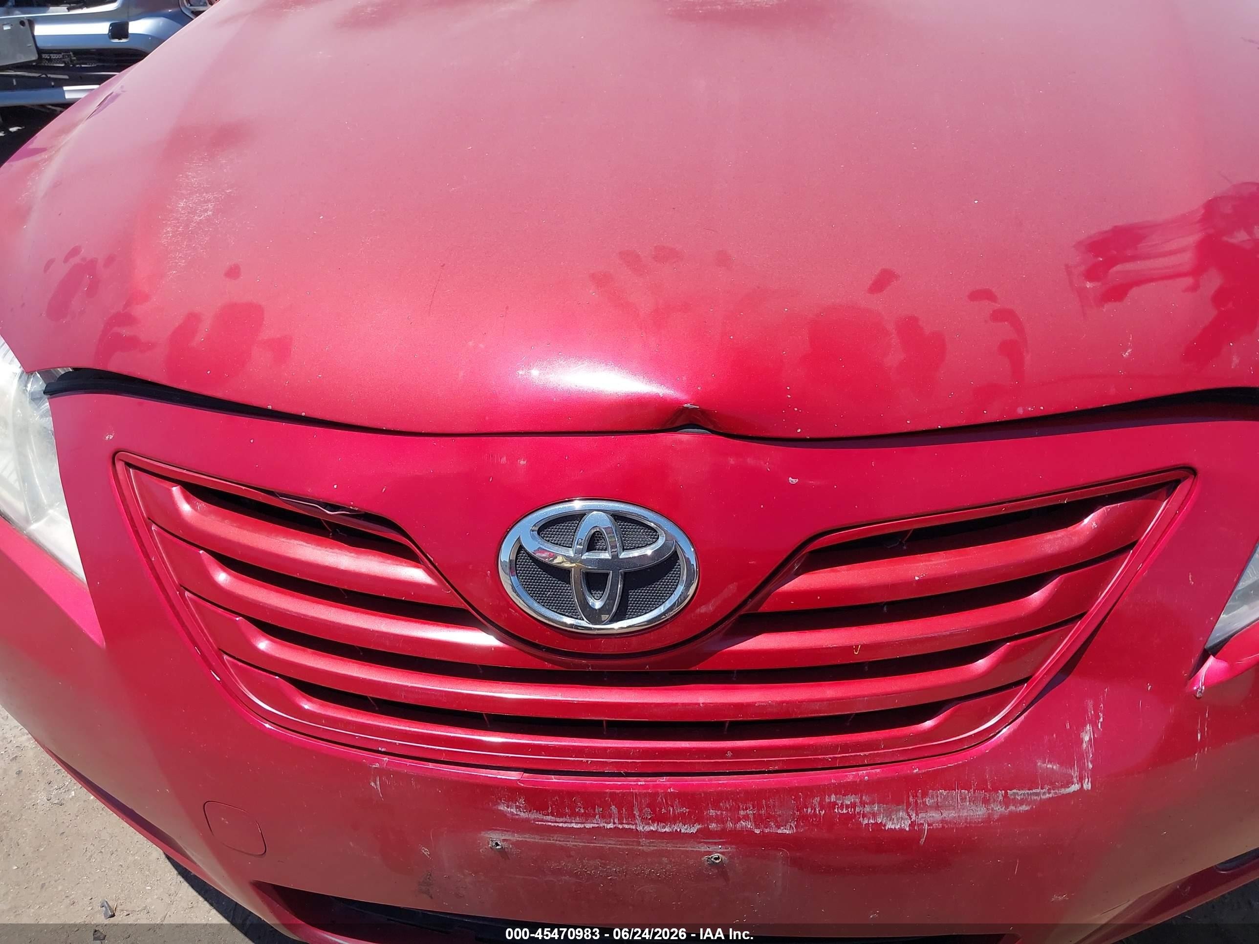 2007 Toyota Camry Le Red vin: JTNBE46K473075993