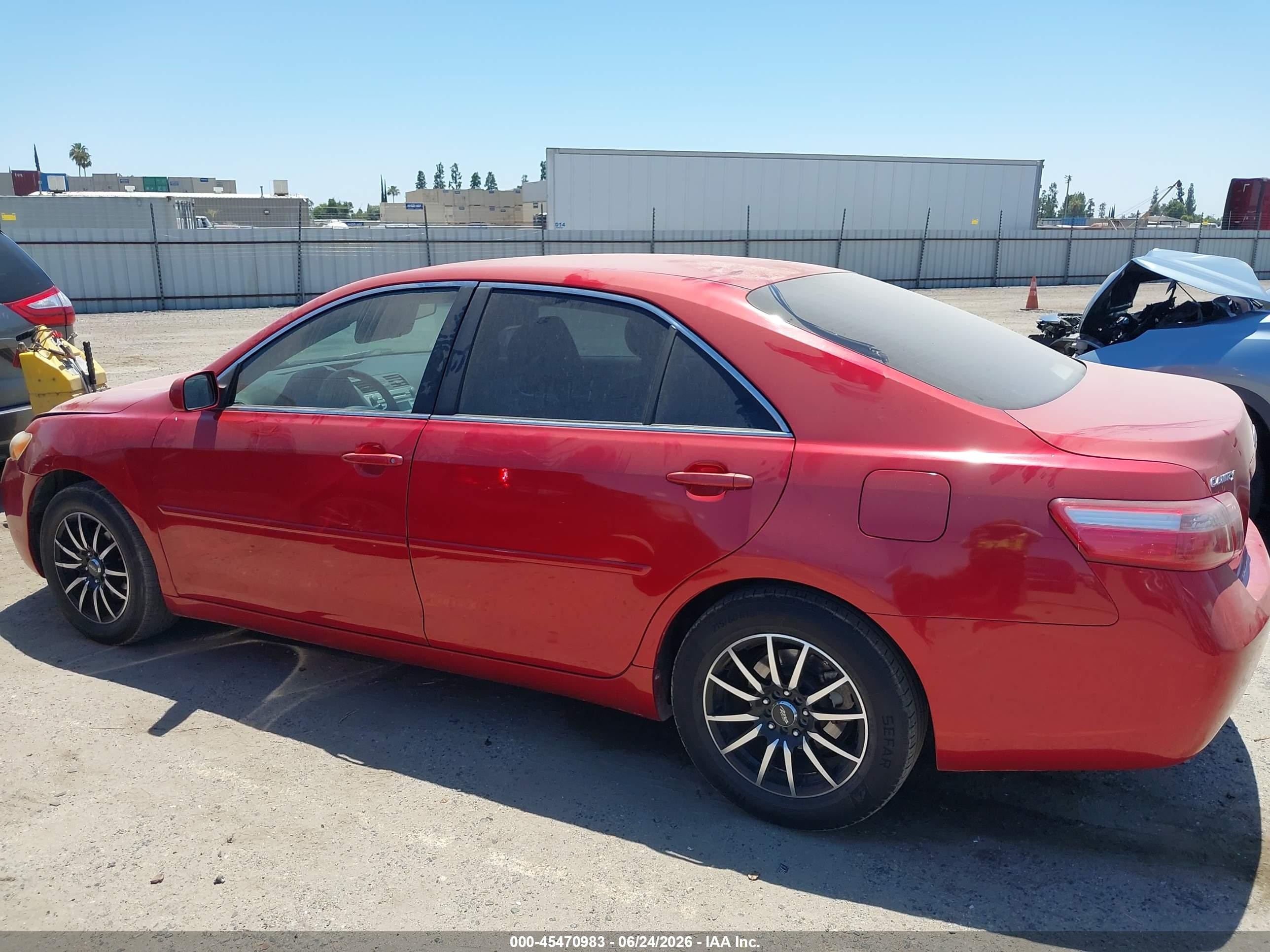 2007 Toyota Camry Le Red vin: JTNBE46K473075993