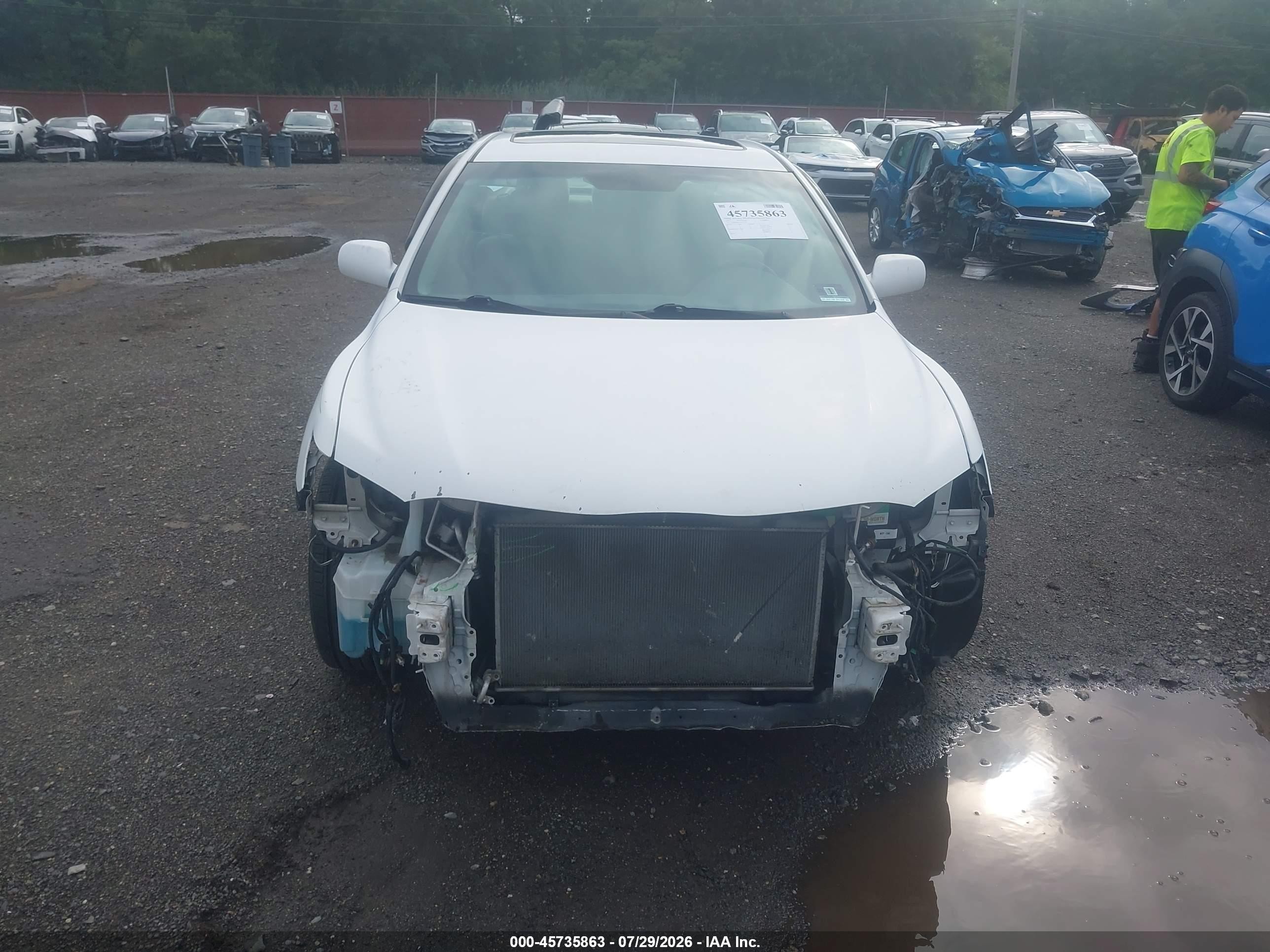 2007 Toyota Camry Xle White vin: JTNBE46K473077422