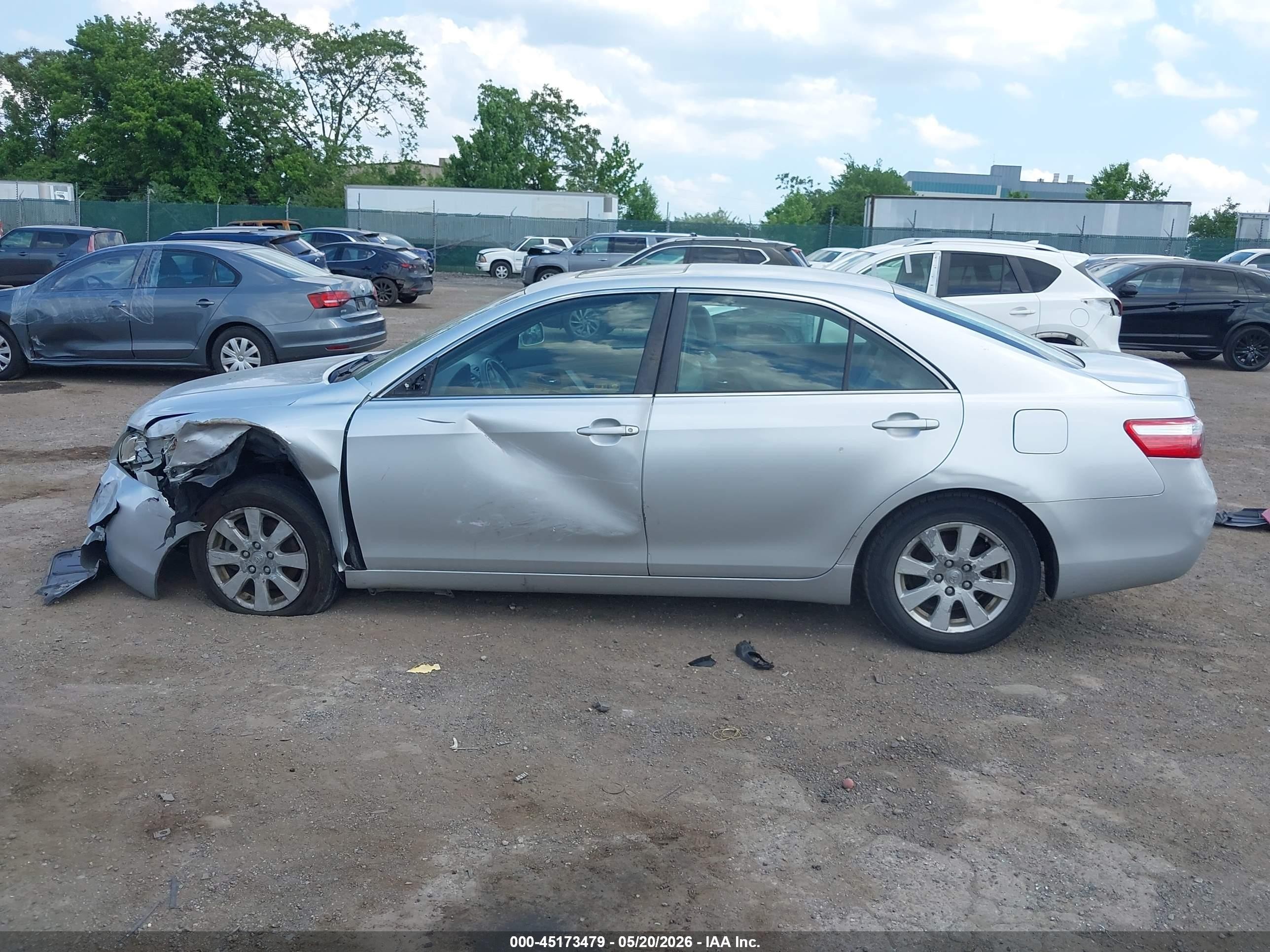 2007 Toyota Camry Xle Silver vin: JTNBE46K473077484