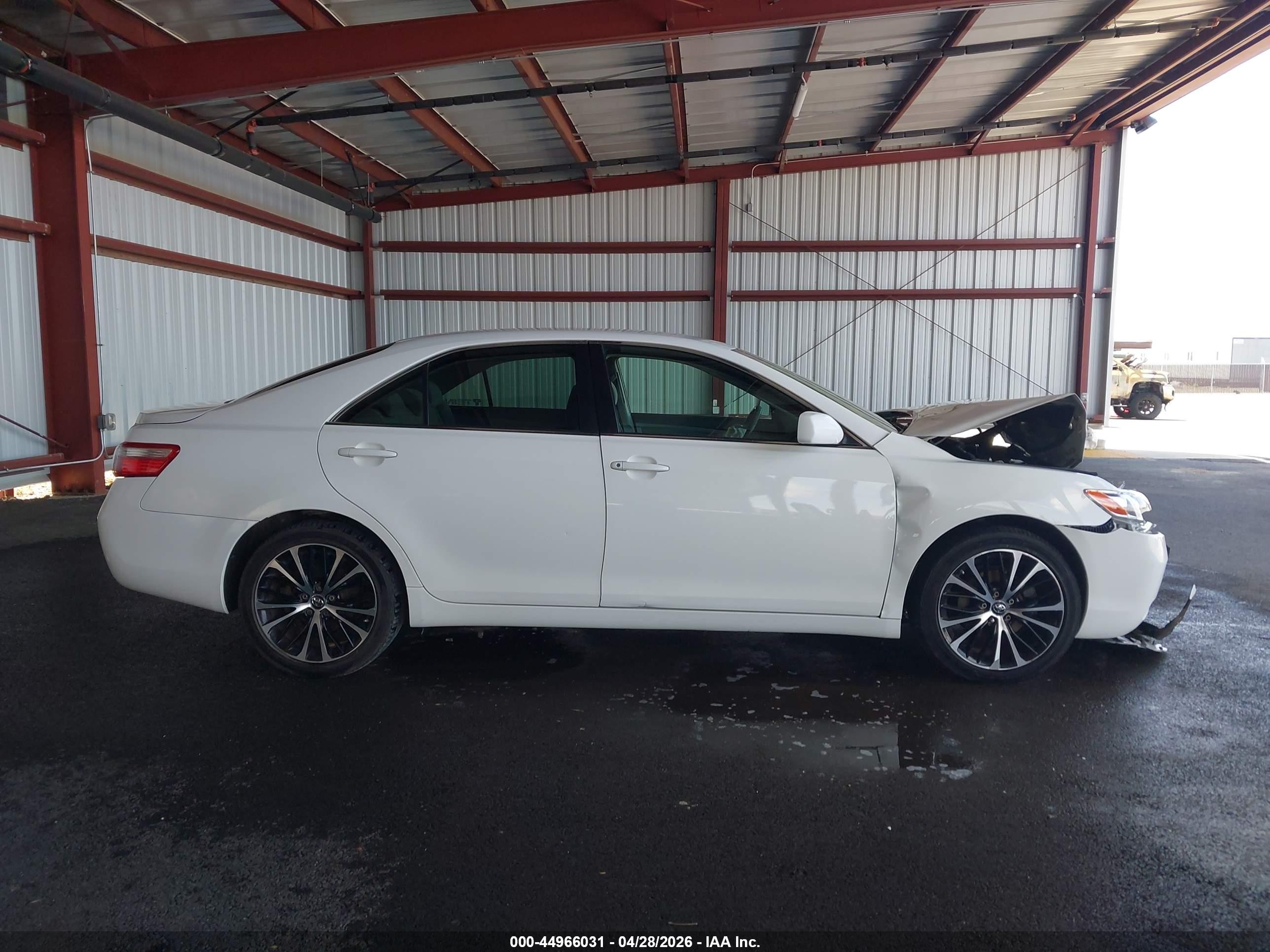 2007 Toyota Camry Ce White vin: JTNBE46K473086749