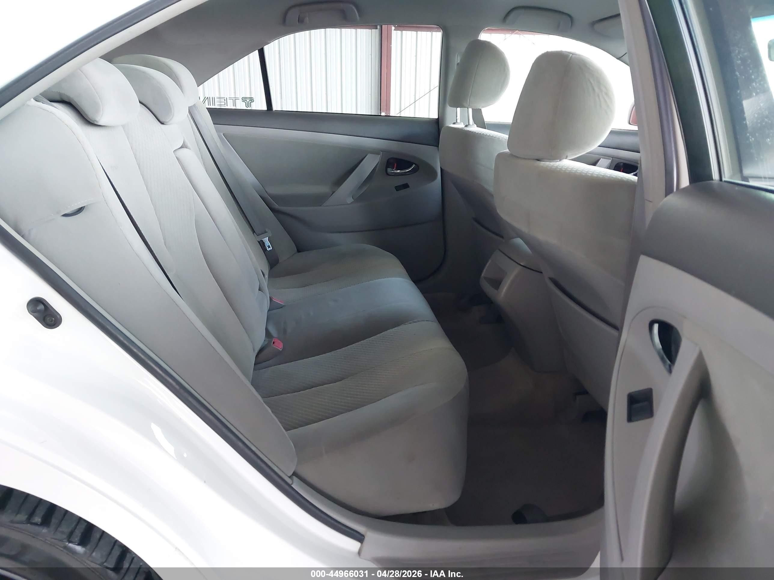 2007 Toyota Camry Ce White vin: JTNBE46K473086749