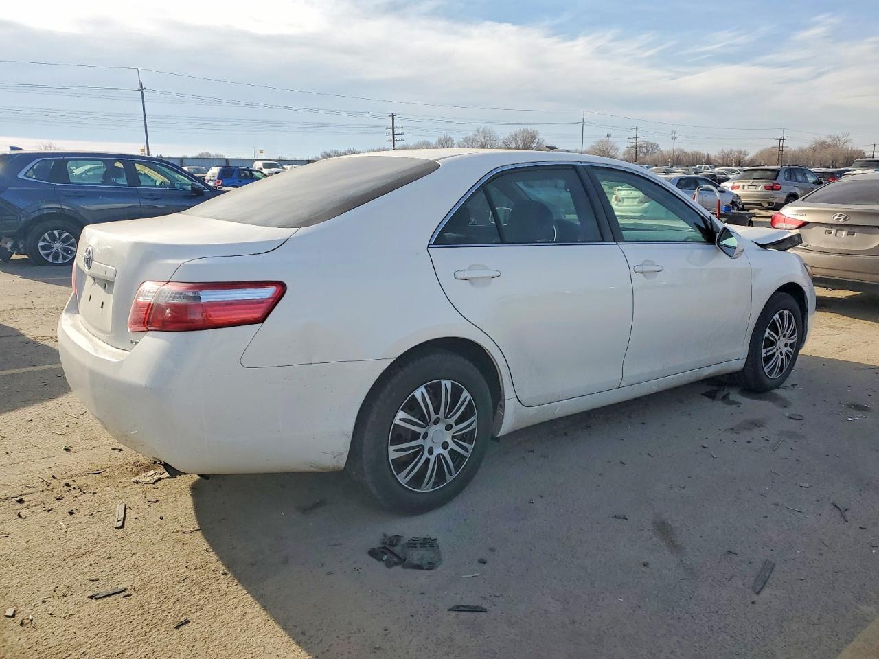 2007 Toyota Camry Ce White vin: JTNBE46K473088016