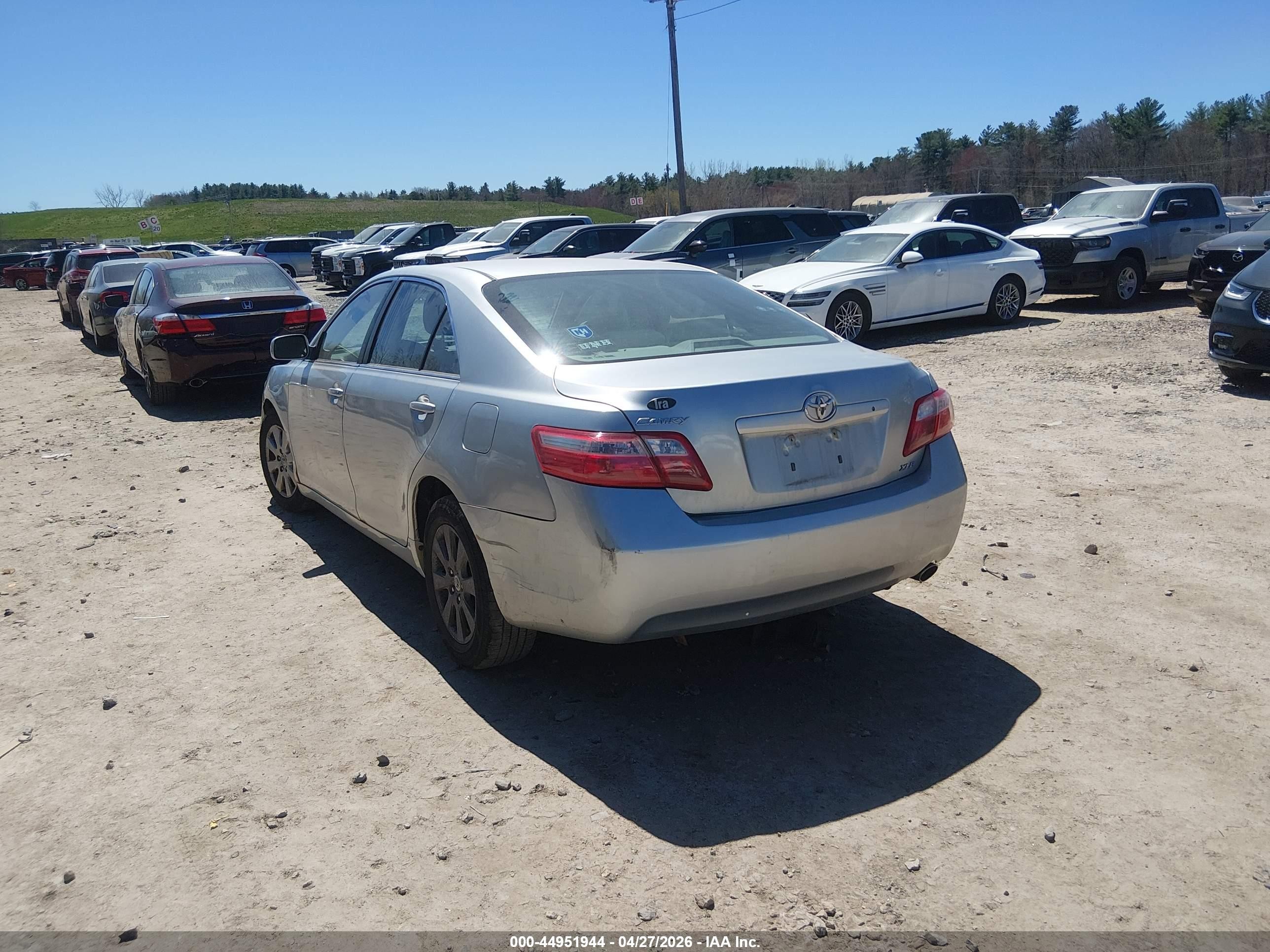 2007 Toyota Camry Xle Silver vin: JTNBE46K473094849