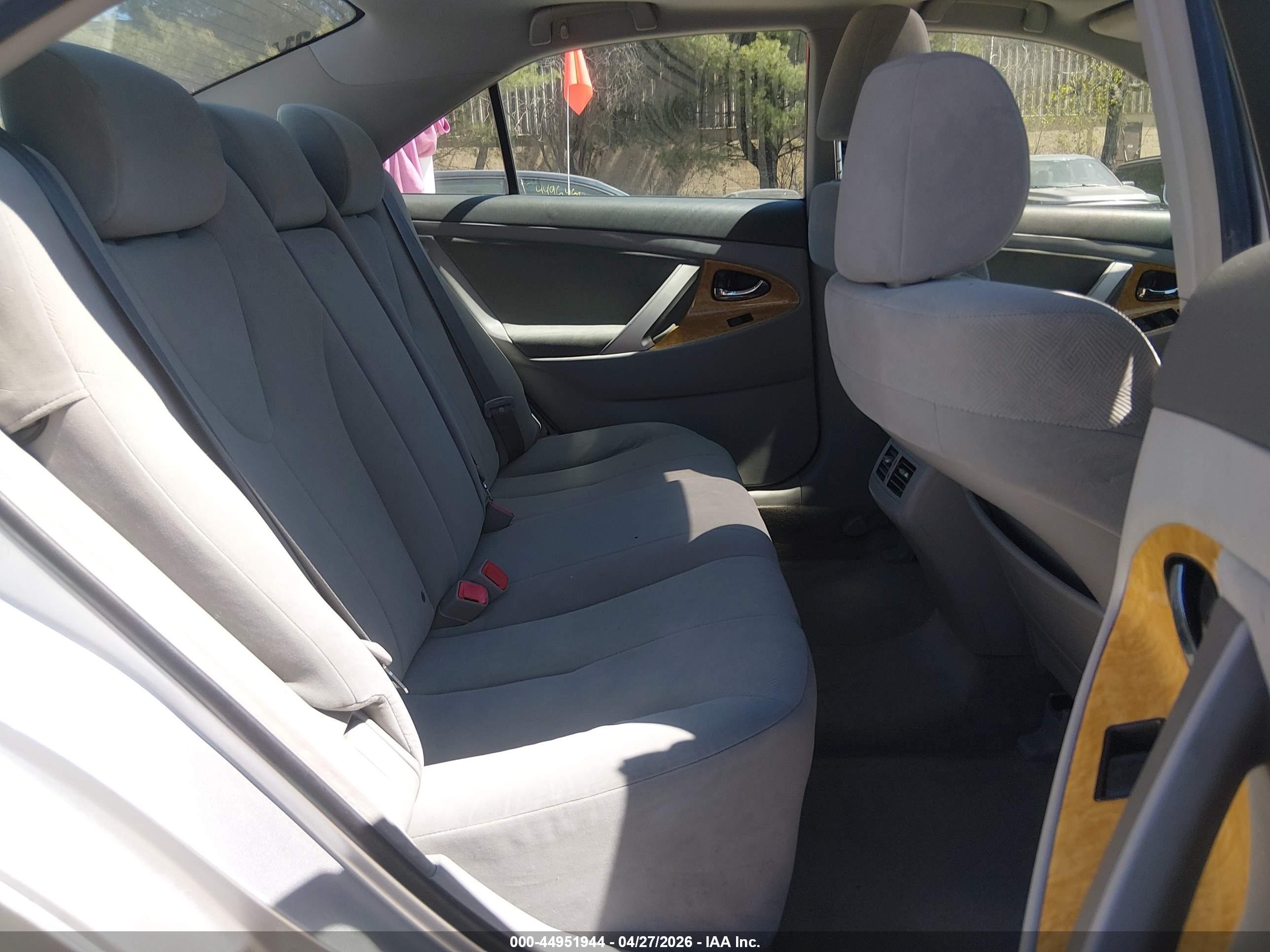 2007 Toyota Camry Xle Silver vin: JTNBE46K473094849