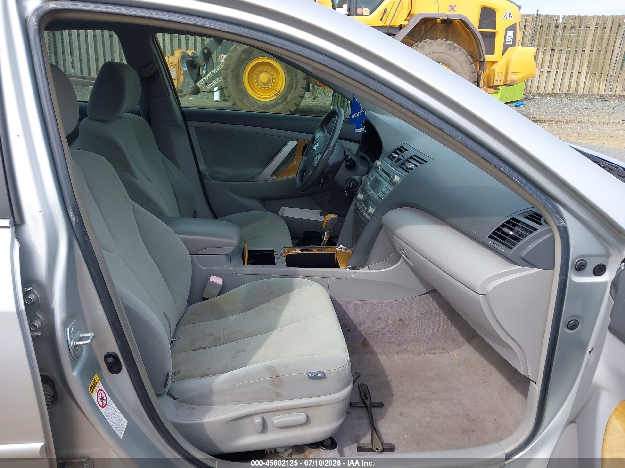 2007 Toyota Camry Xle Silver vin: JTNBE46K473111150