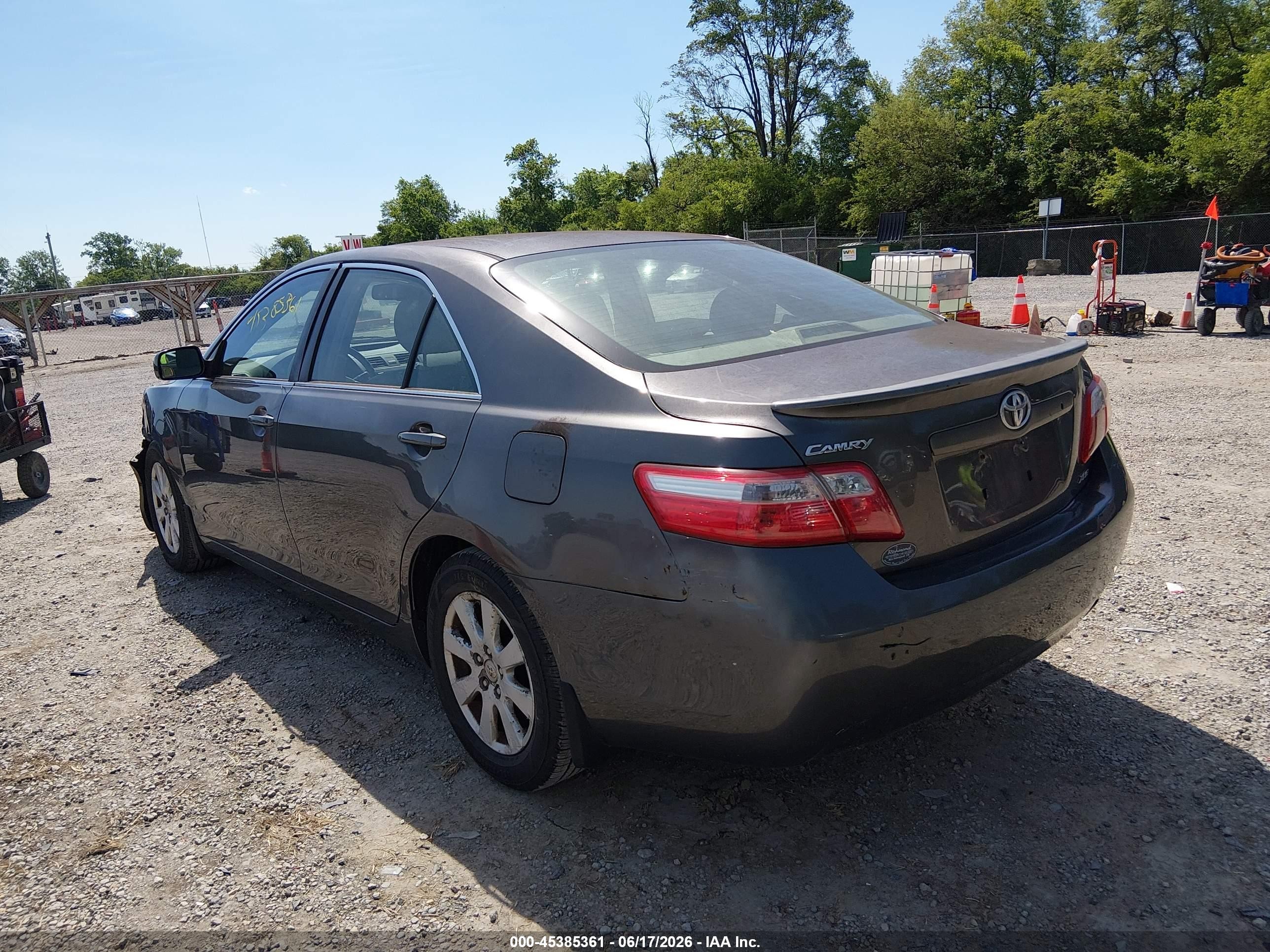 2007 Toyota Camry Xle Gray vin: JTNBE46K573040654
