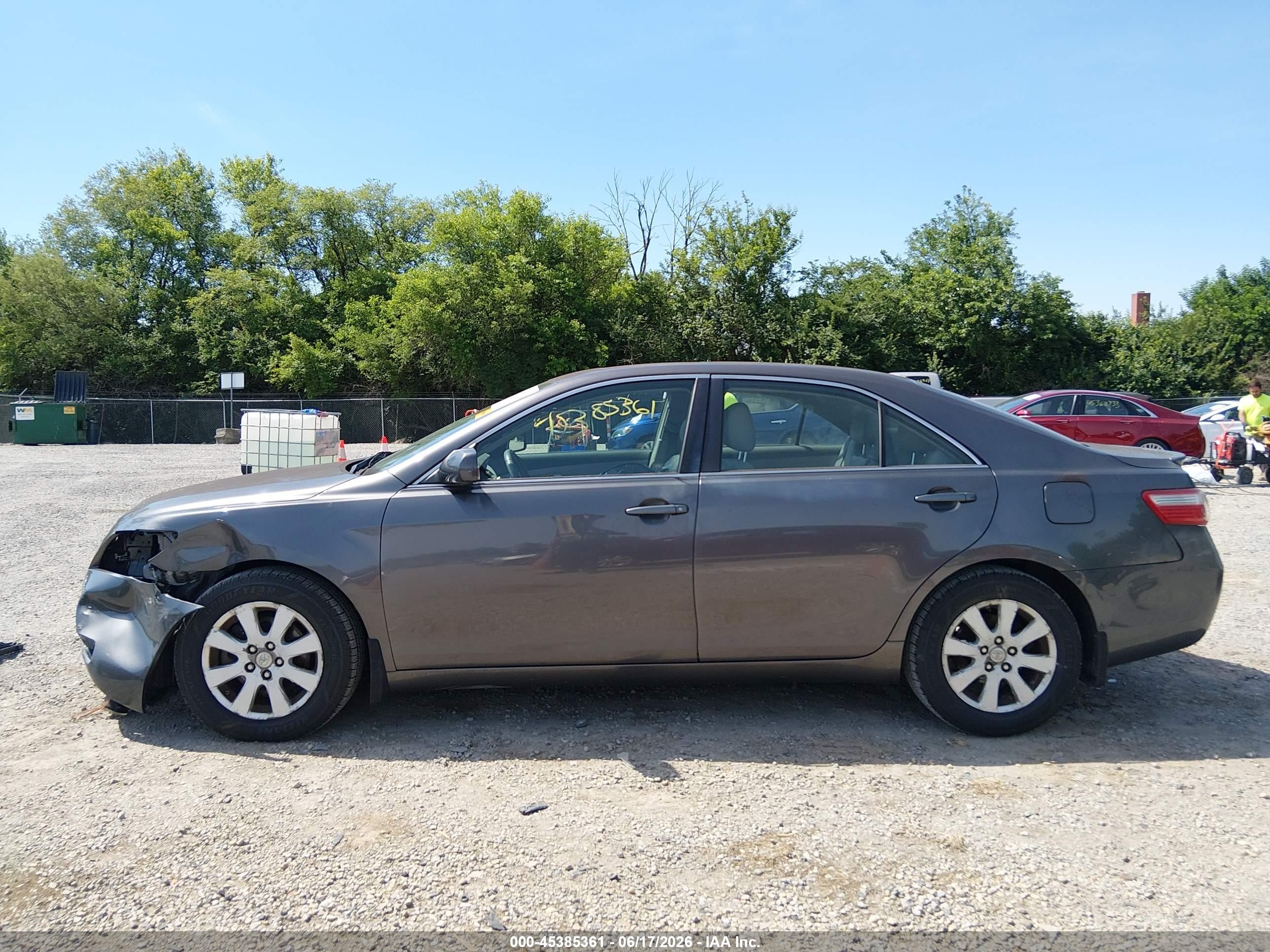 2007 Toyota Camry Xle Gray vin: JTNBE46K573040654
