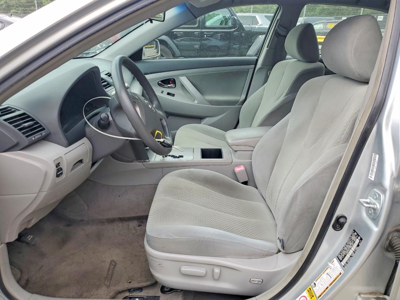 2007 Toyota Camry Le Silver vin: JTNBE46K573056966