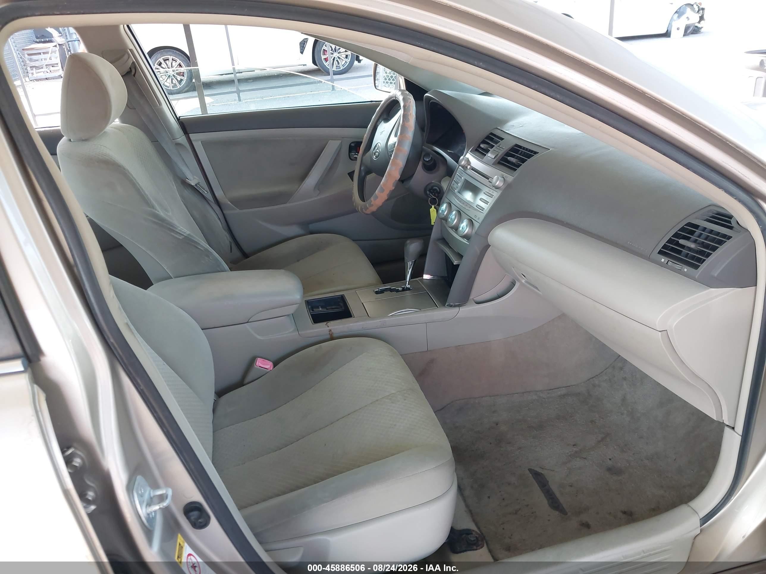 2007 Toyota Camry Le Beige vin: JTNBE46K573079924