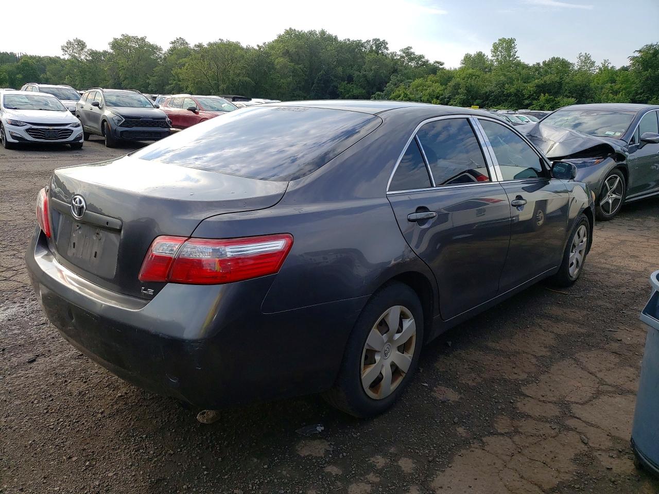 2007 Toyota Camry Le Charcoal vin: JTNBE46K573083942