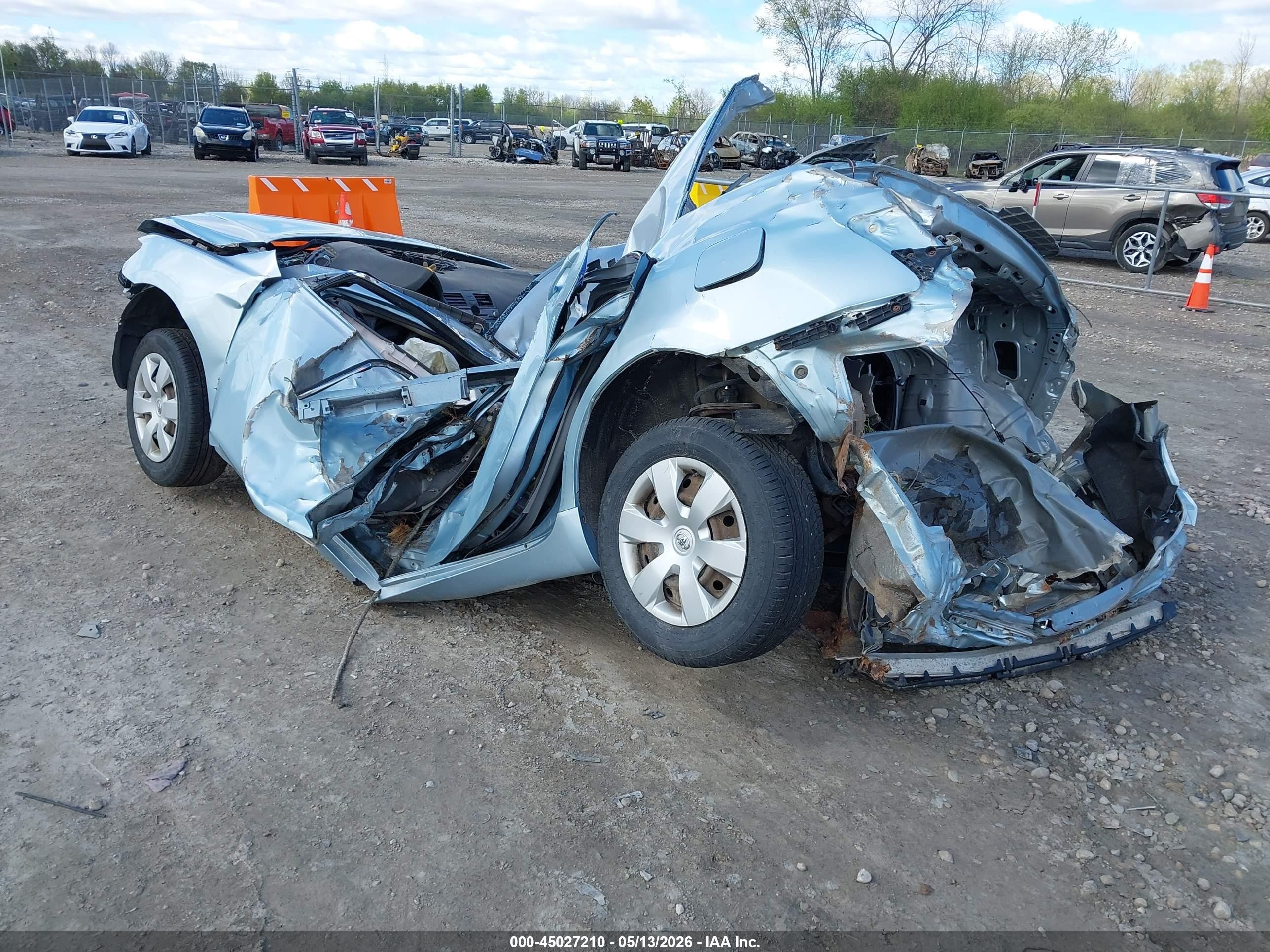 2007 Toyota Camry Le Light Blue vin: JTNBE46K573104739