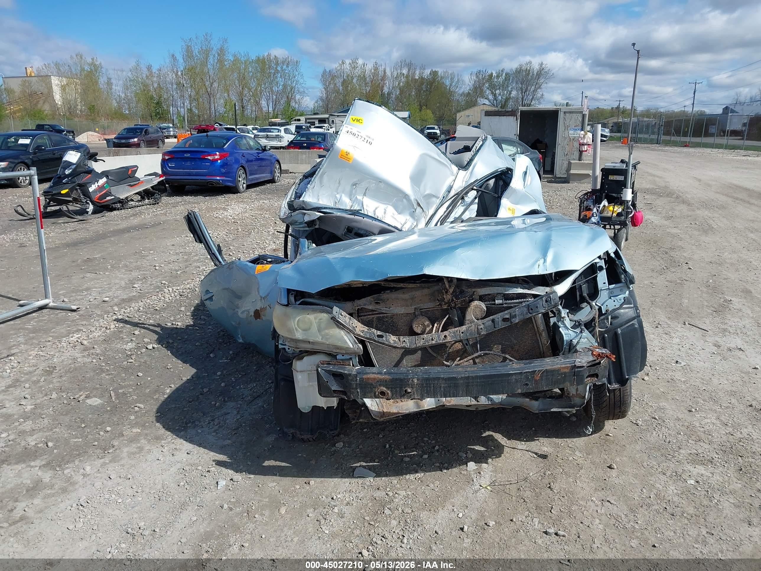 2007 Toyota Camry Le Light Blue vin: JTNBE46K573104739
