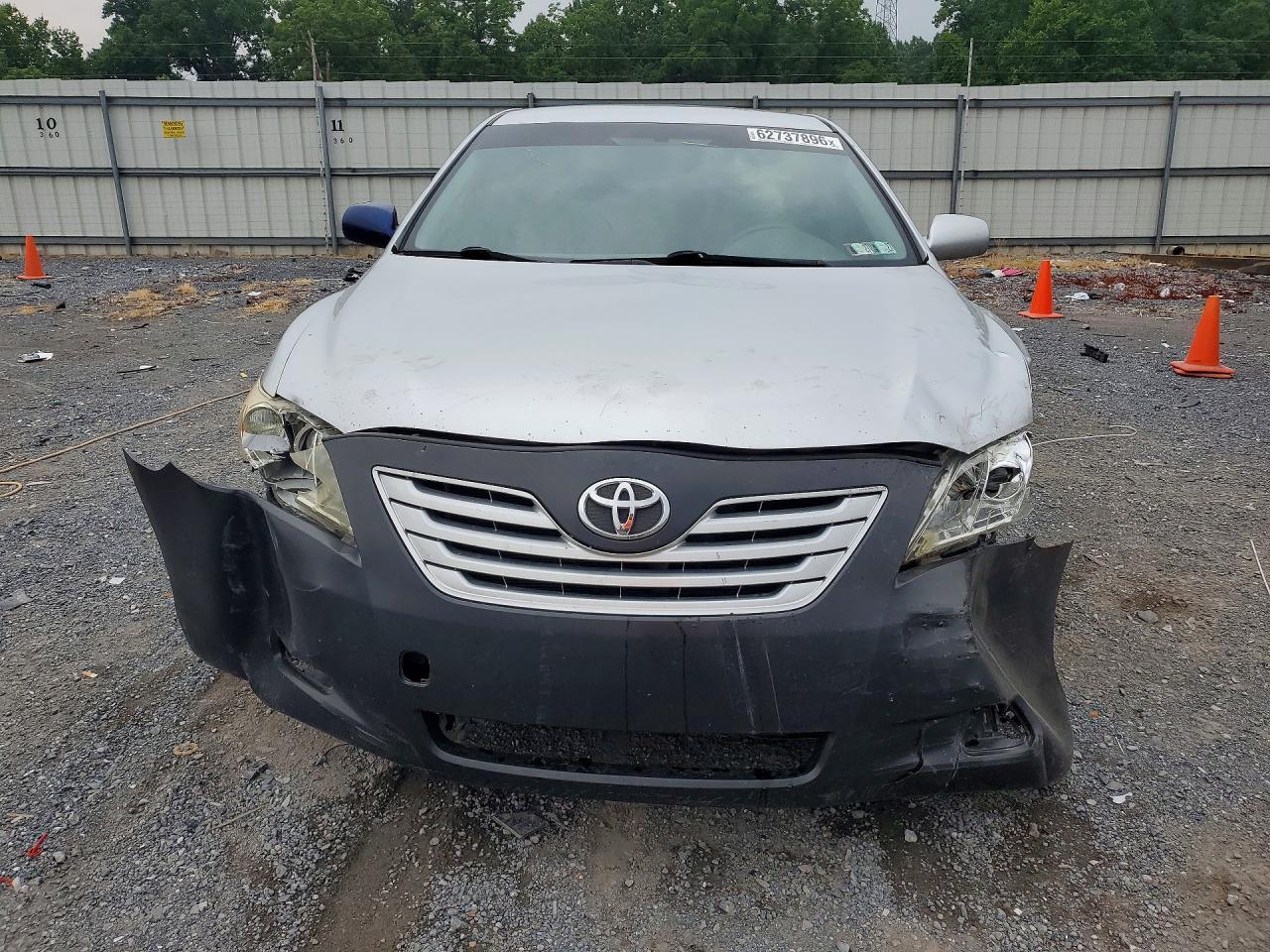 2007 Toyota Camry Le White vin: JTNBE46K573106443