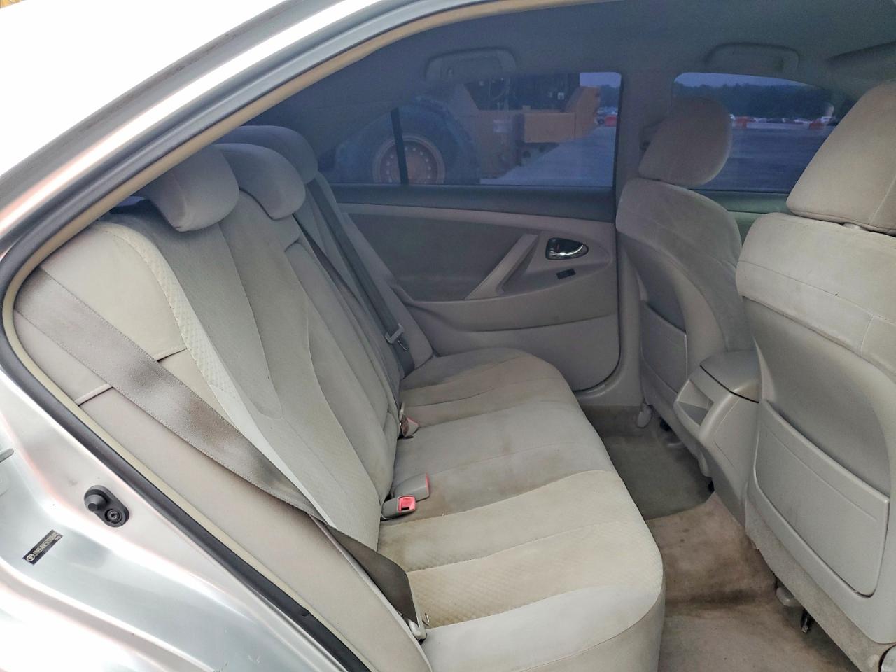 2007 Toyota Camry Le White vin: JTNBE46K573106443