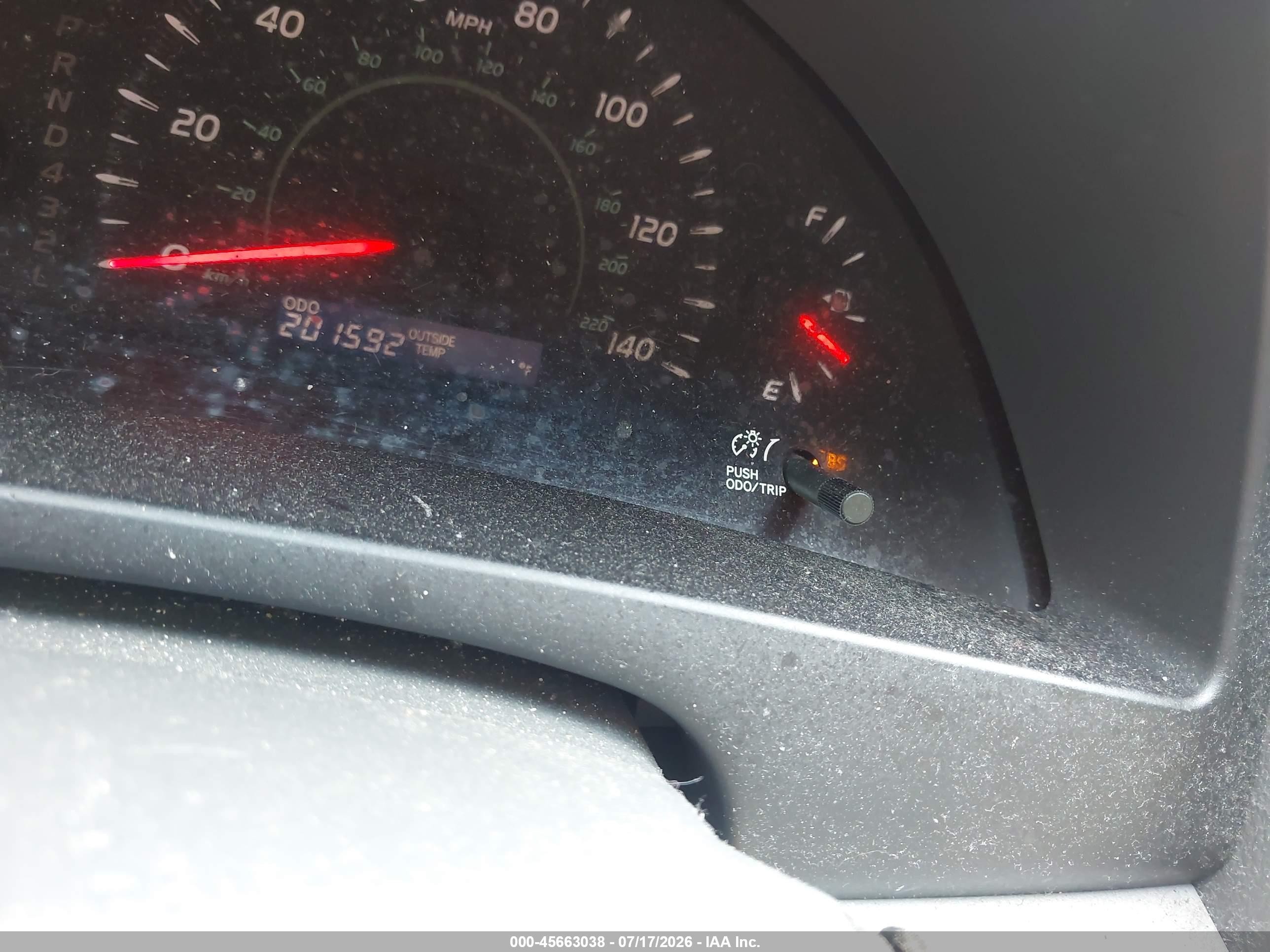 2007 Toyota Camry Le Gray vin: JTNBE46K673070133