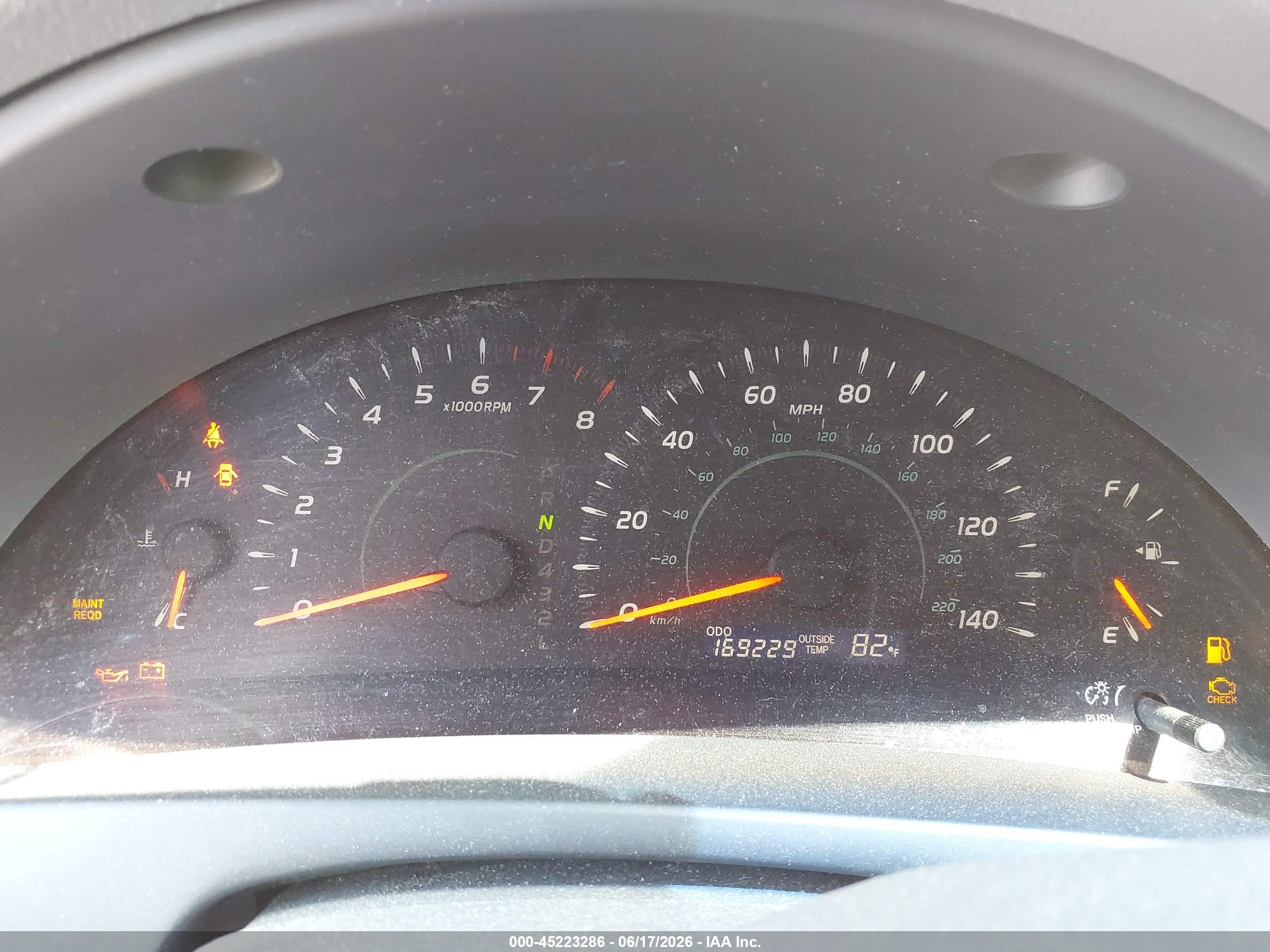 2007 Toyota Camry Le Silver vin: JTNBE46K673071038