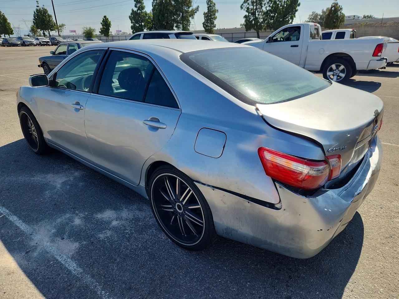 2007 Toyota Camry Le Silver vin: JTNBE46K673082959