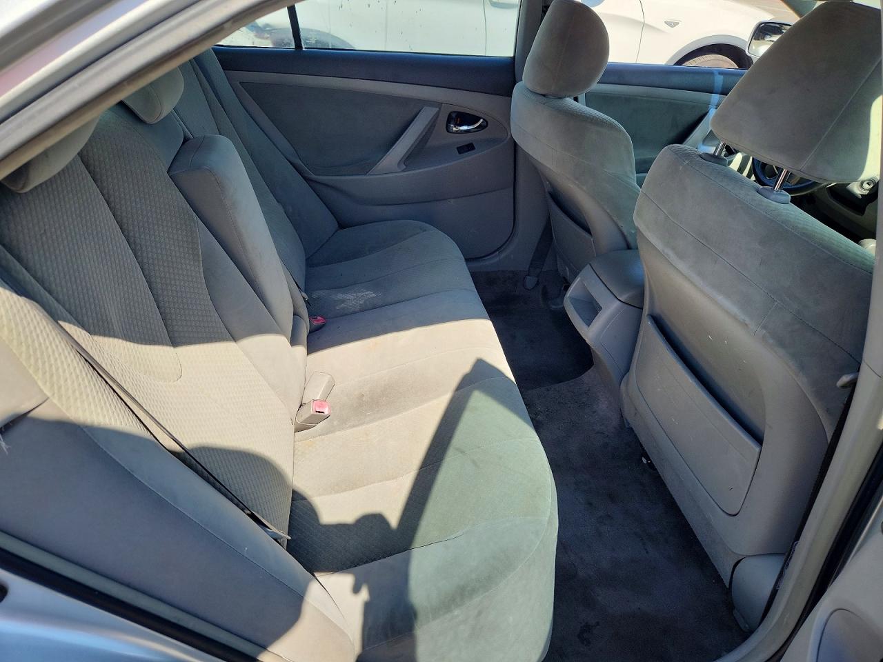2007 Toyota Camry Le Silver vin: JTNBE46K673082959