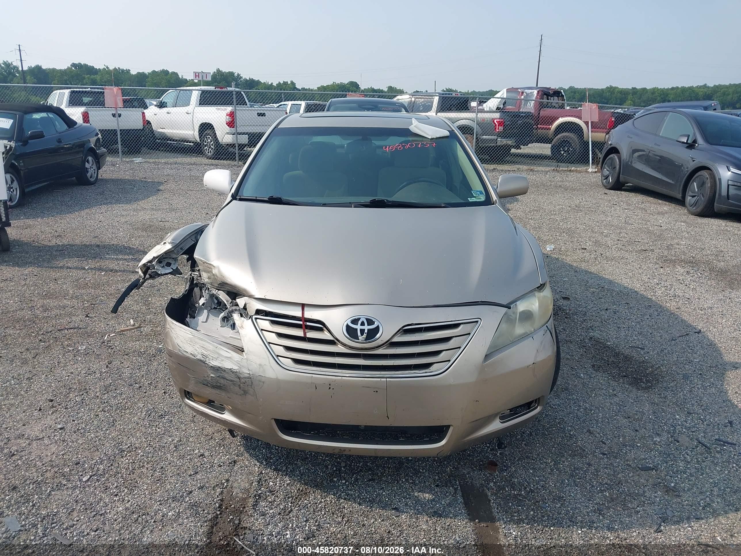 2007 Toyota Camry Xle Желто-коричневый vin: JTNBE46K673101803