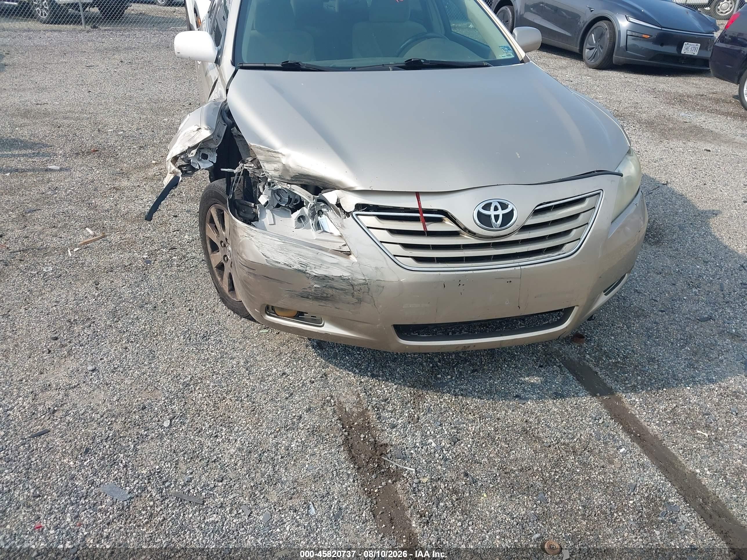 2007 Toyota Camry Xle Желто-коричневый vin: JTNBE46K673101803