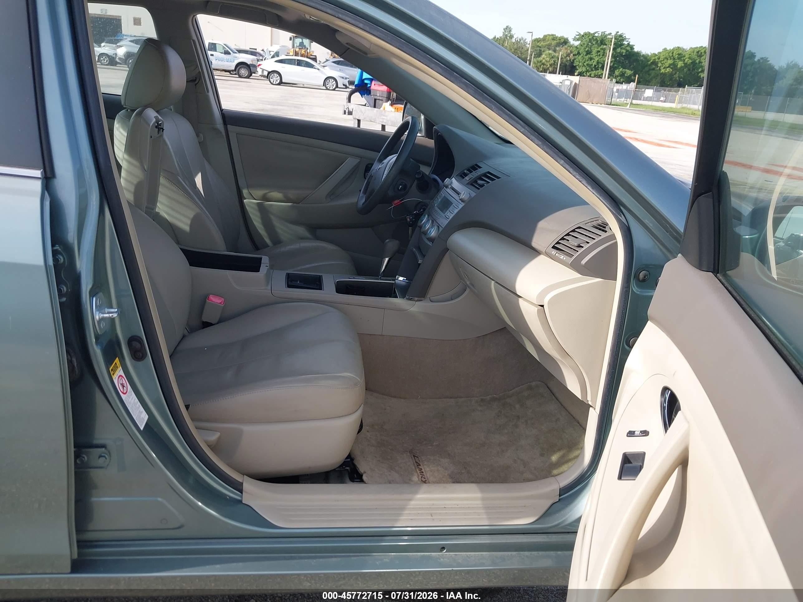 2007 Toyota Camry Le Green vin: JTNBE46K773044074