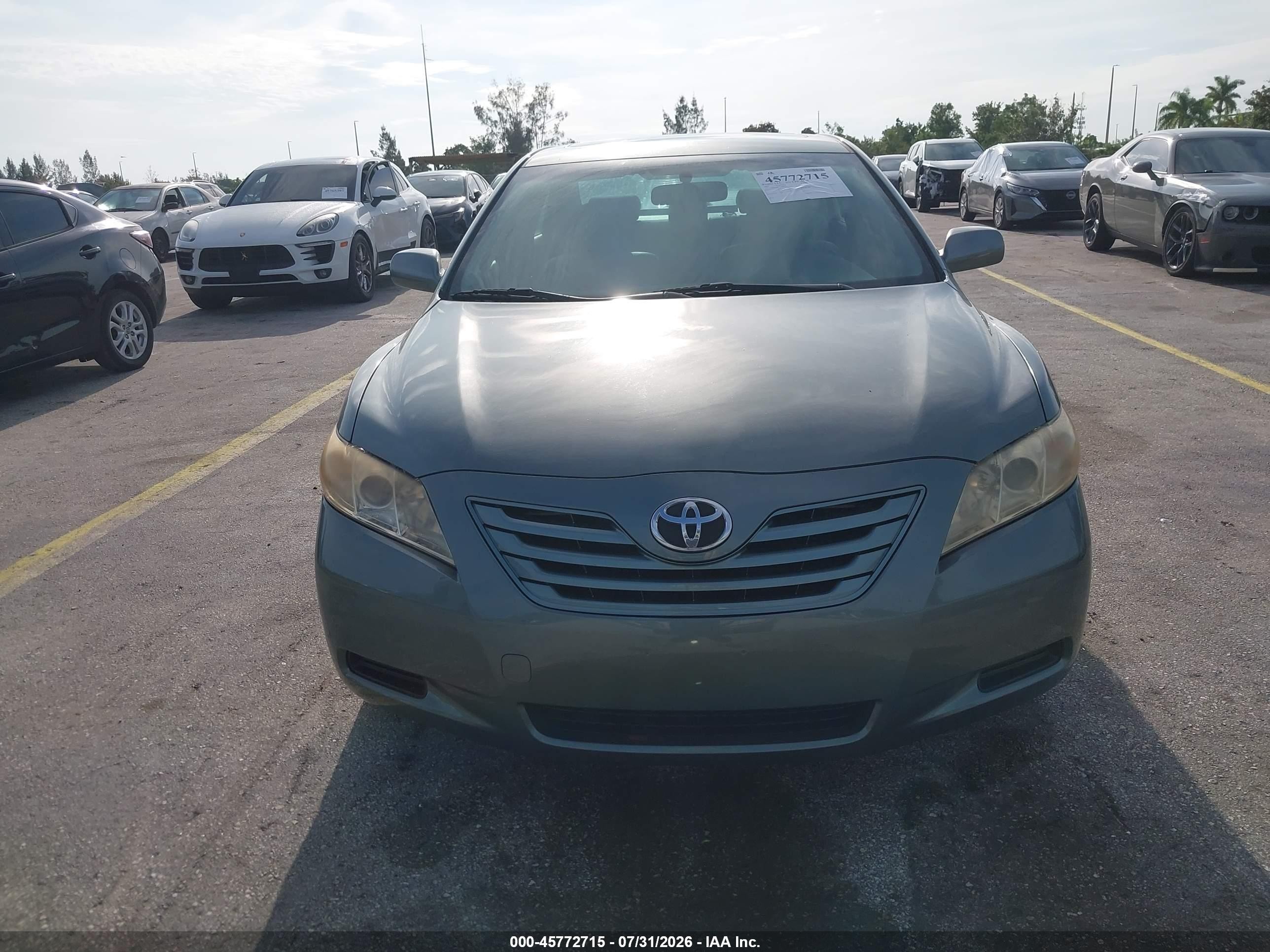 2007 Toyota Camry Le Green vin: JTNBE46K773044074